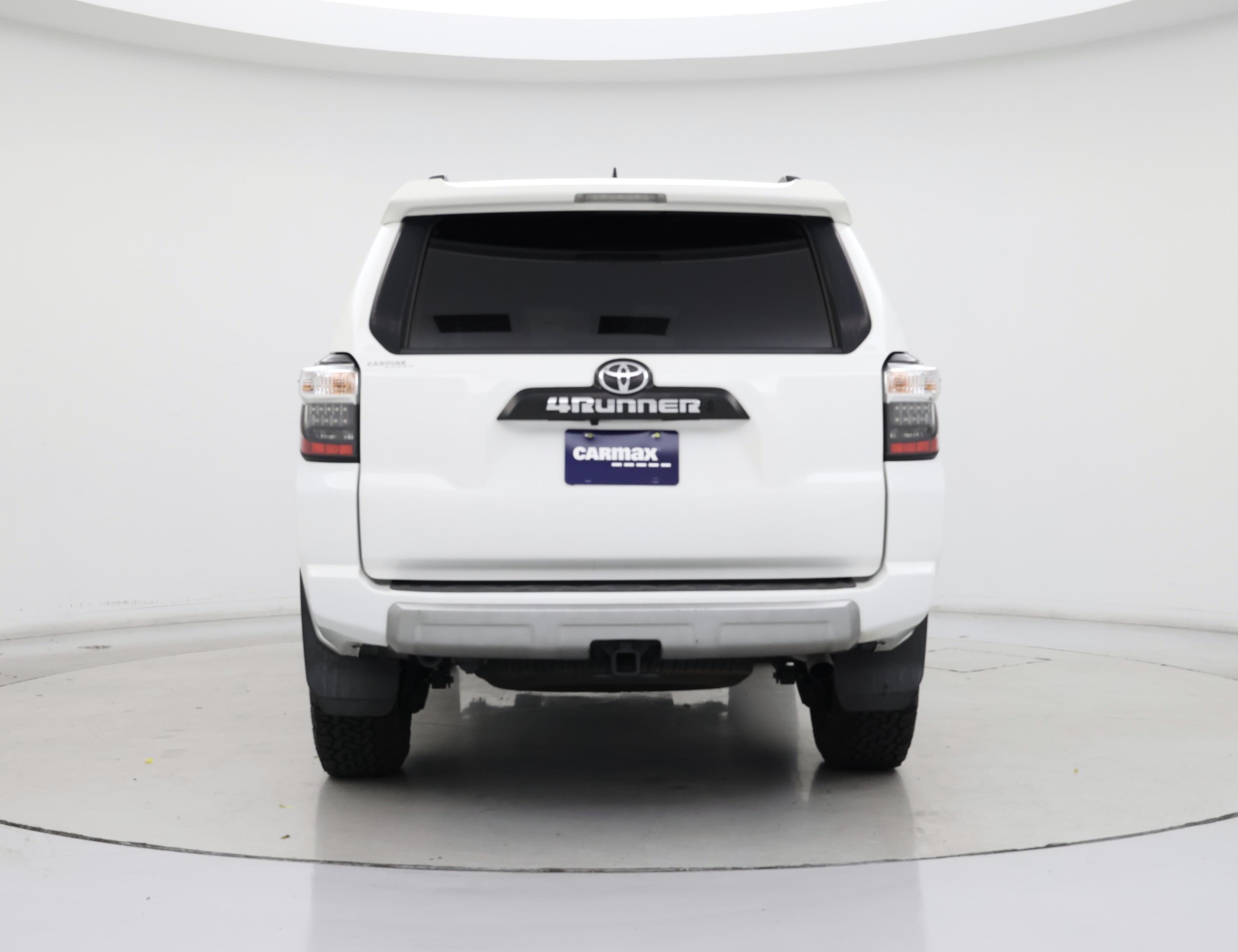 Thumbnail: 2020 Toyota 4Runner - 6