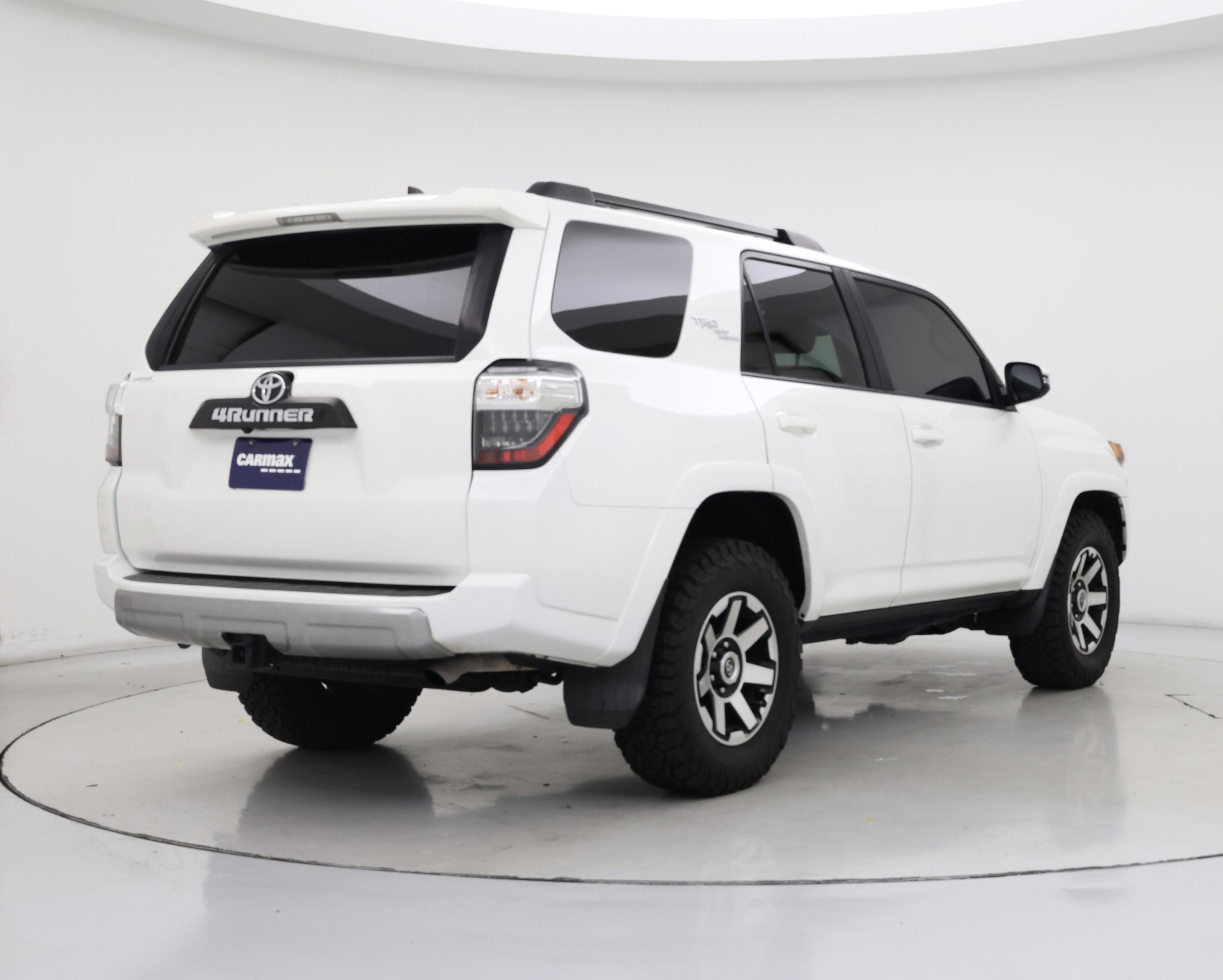 Thumbnail: 2020 Toyota 4Runner - 8