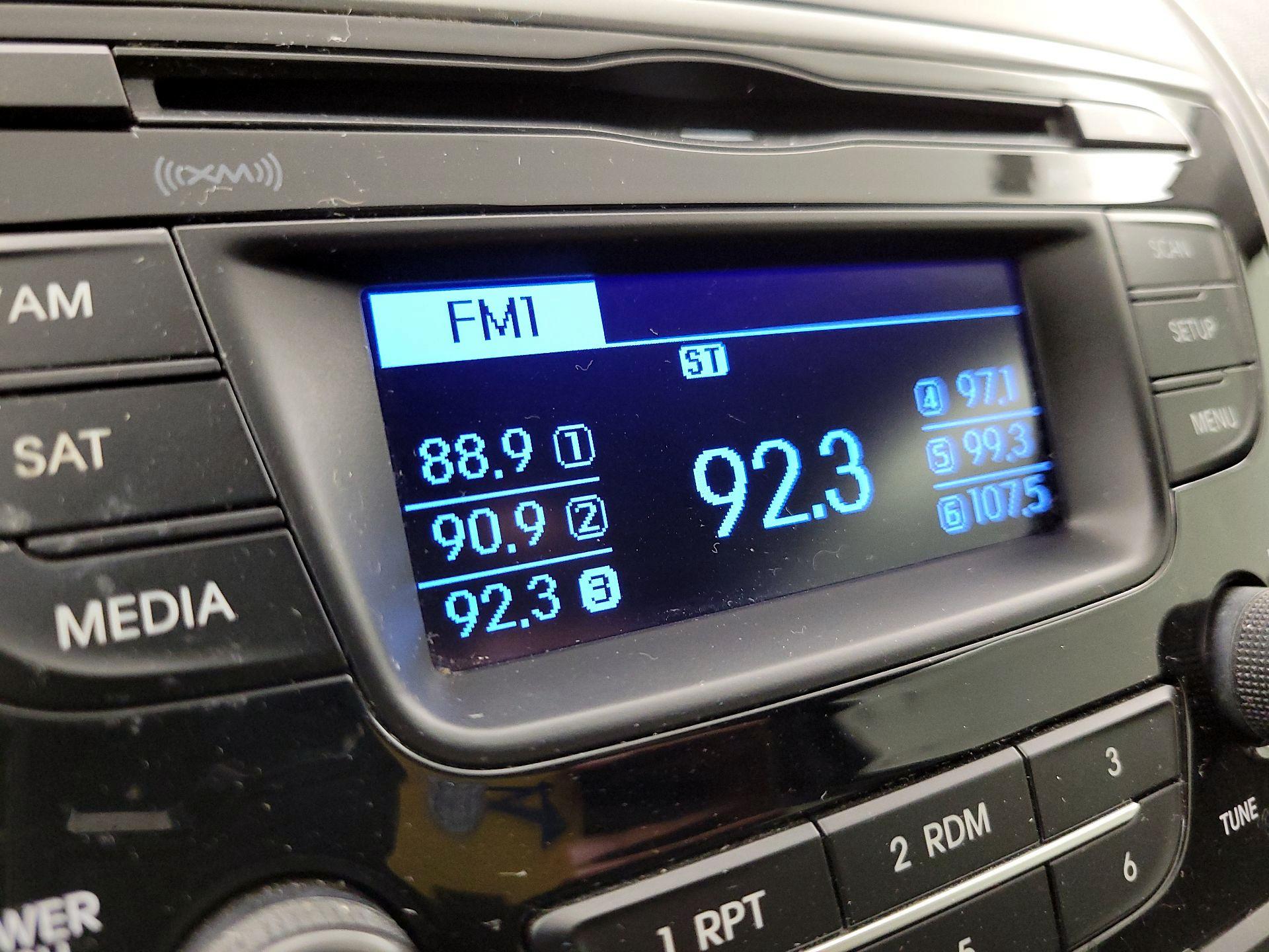 Thumbnail: 2016 Hyundai Elantra - 14