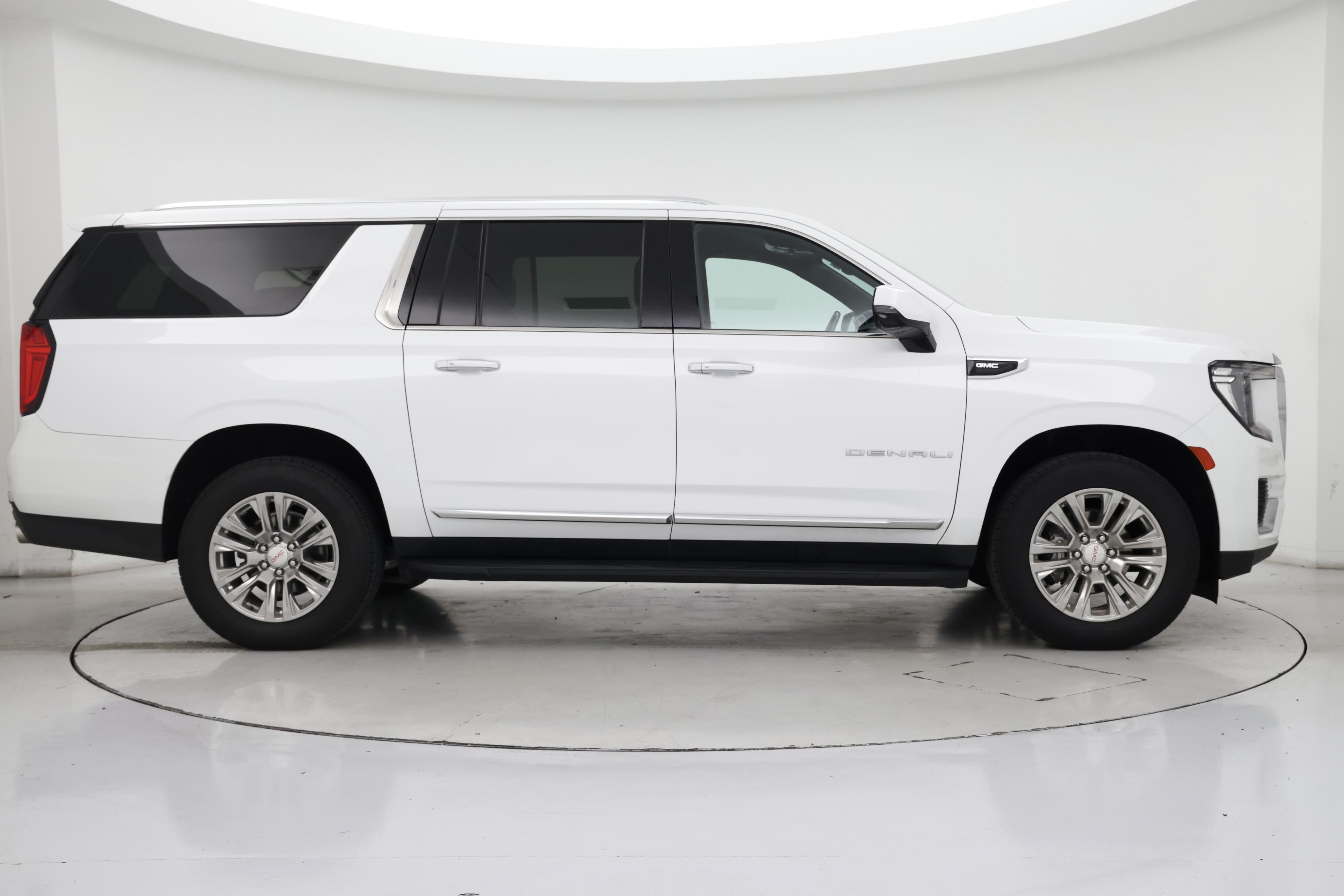 Thumbnail: 2022 GMC Yukon XL - 7