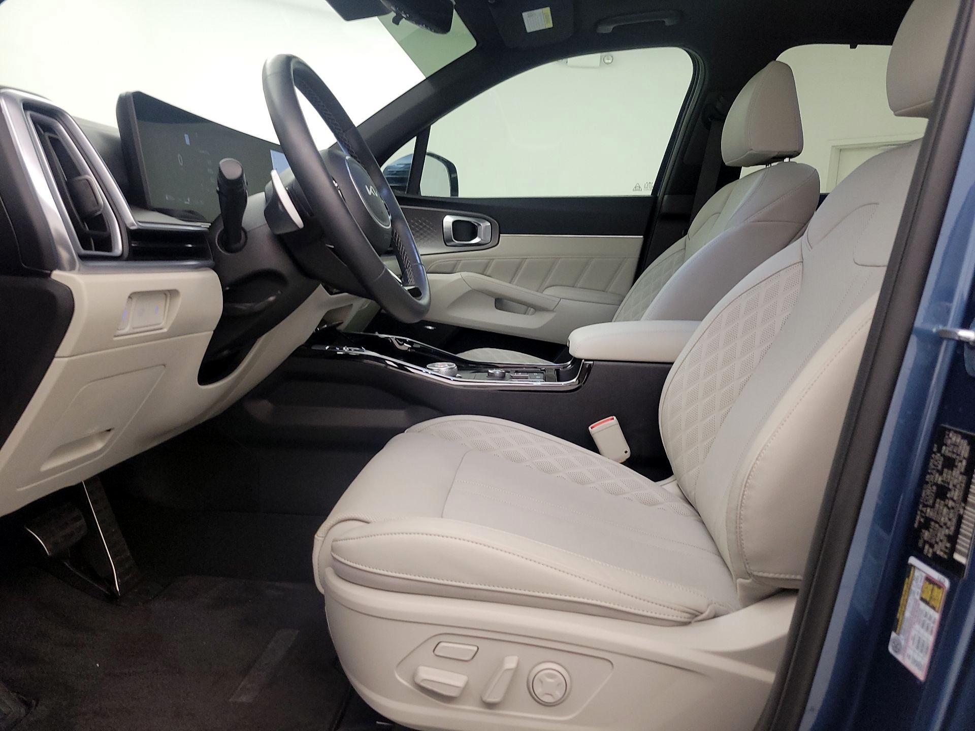 Thumbnail: 2025 Kia Sorento - 11