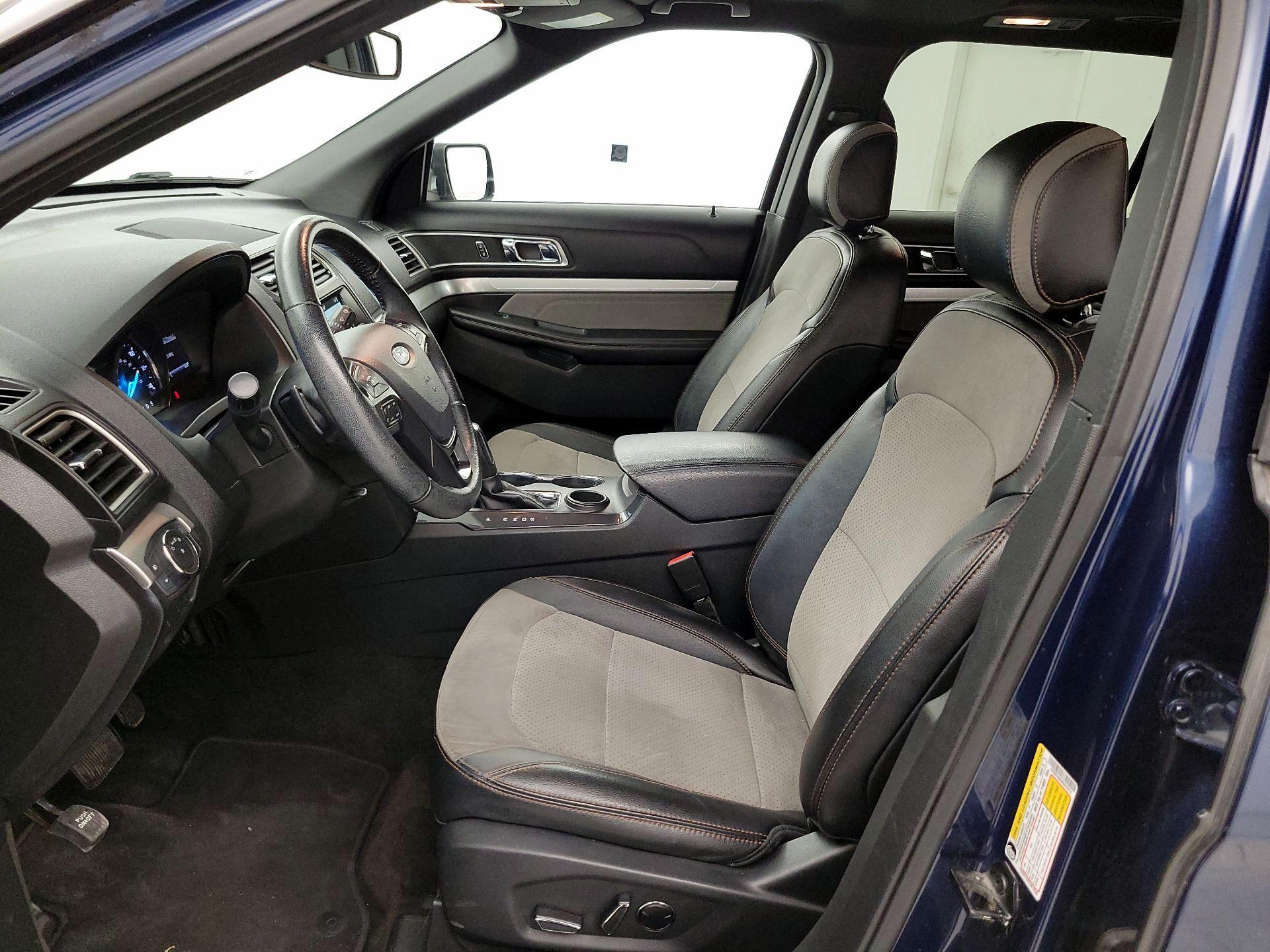 Thumbnail: 2017 Ford Explorer - 11