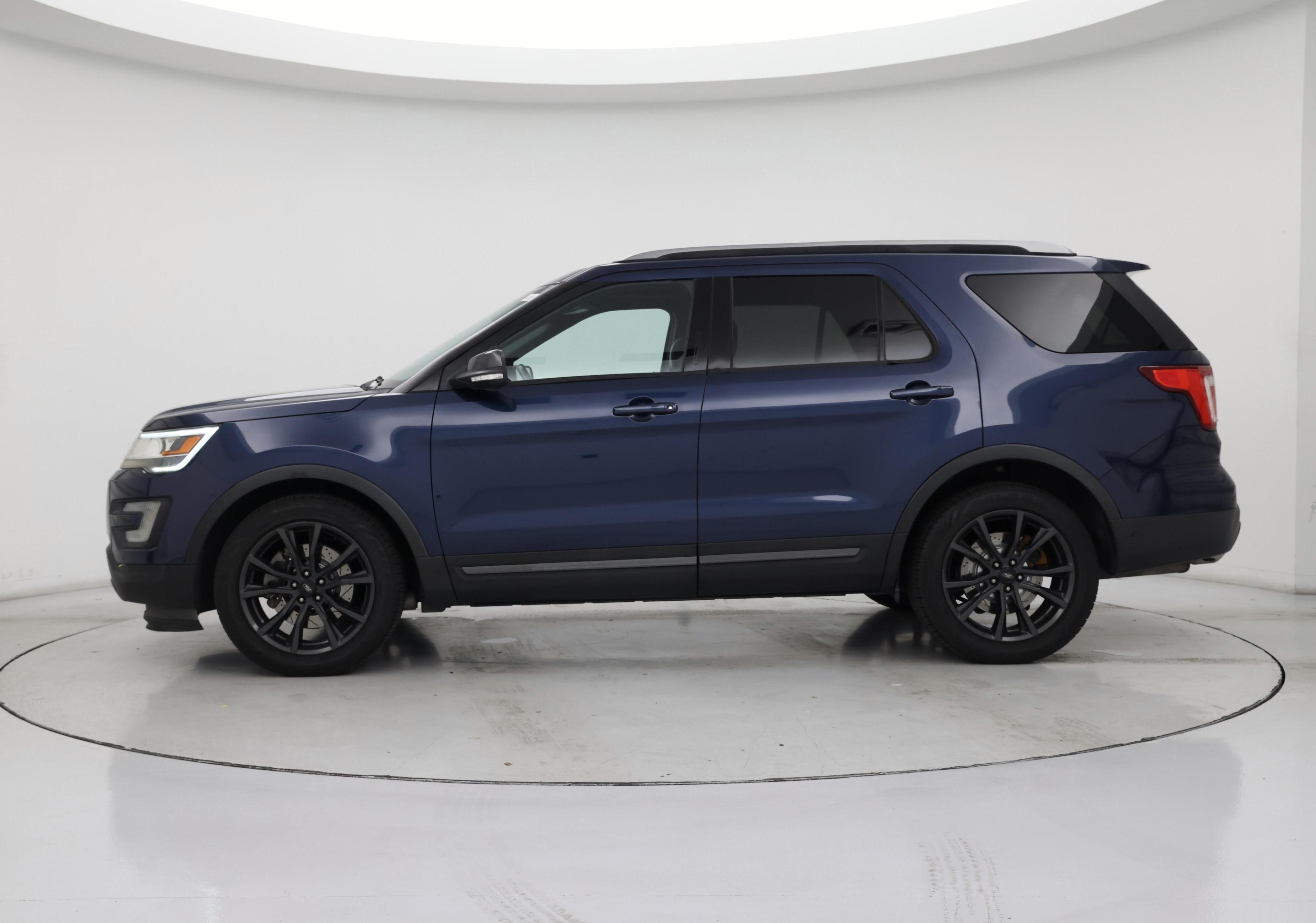 Thumbnail: 2017 Ford Explorer - 3