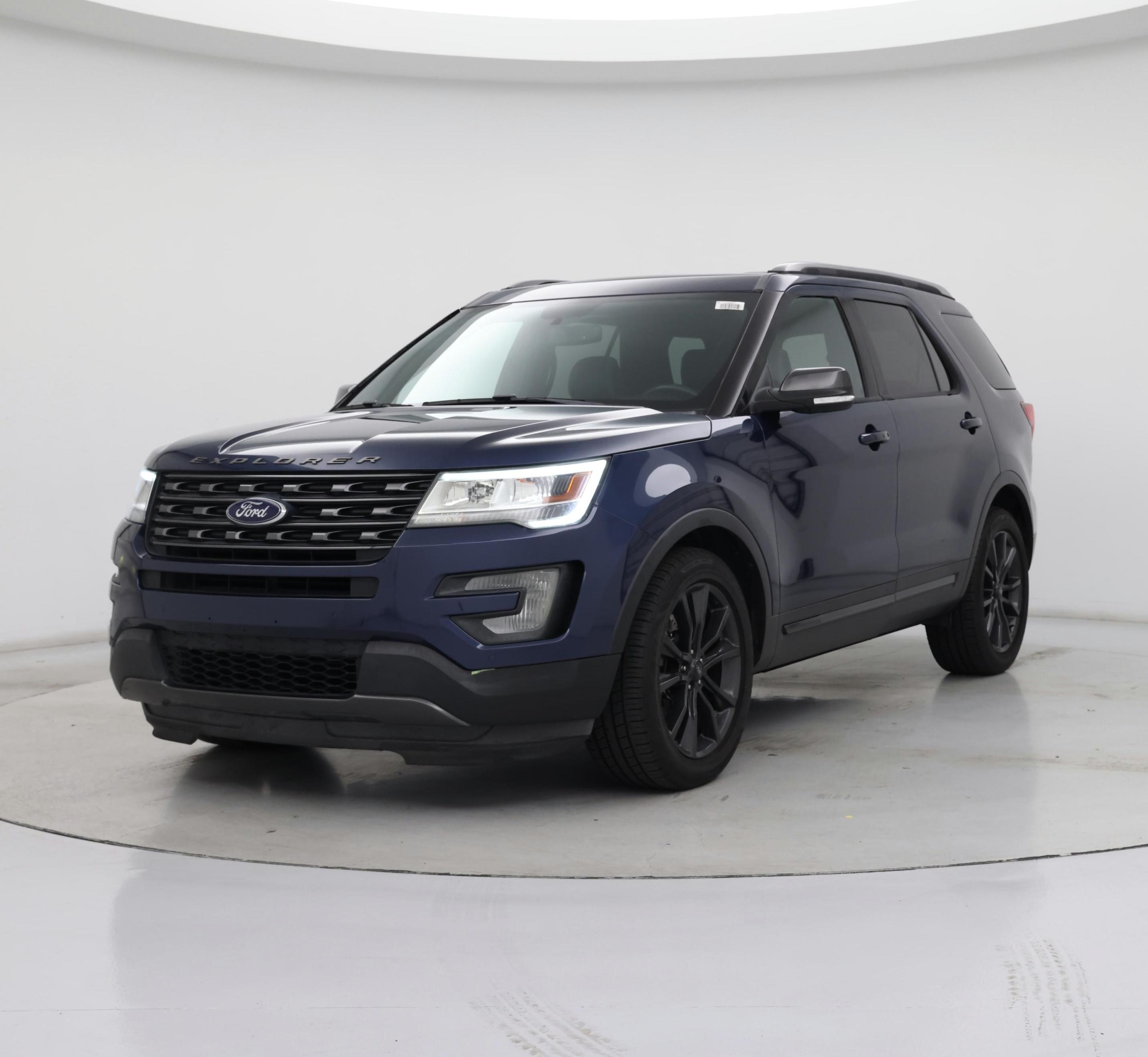 Thumbnail: 2017 Ford Explorer - 4
