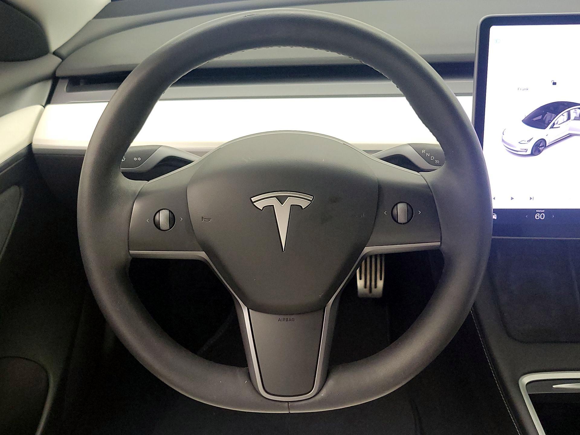 Thumbnail: 2021 Tesla Model 3 - 10