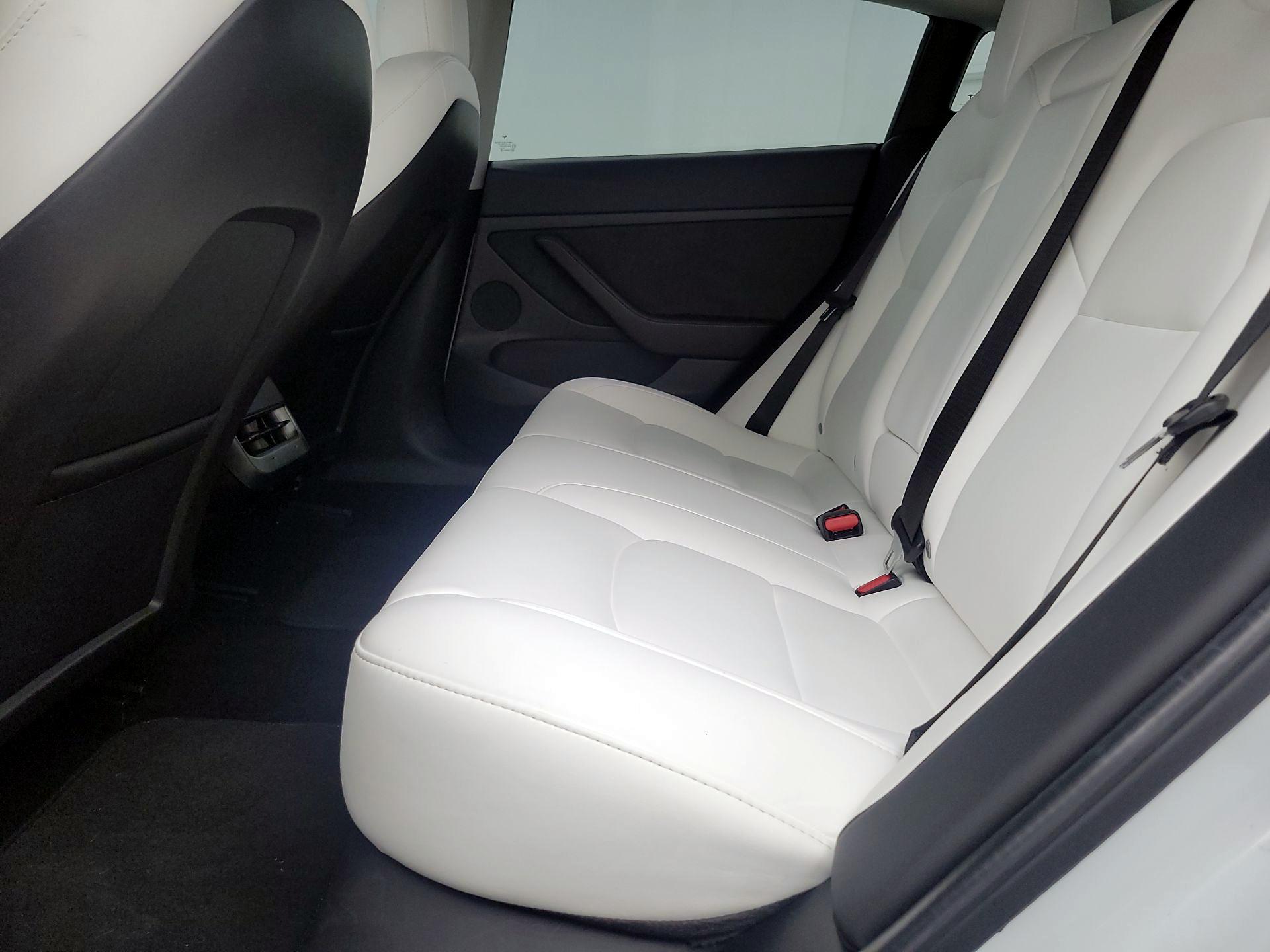 Thumbnail: 2021 Tesla Model 3 - 20