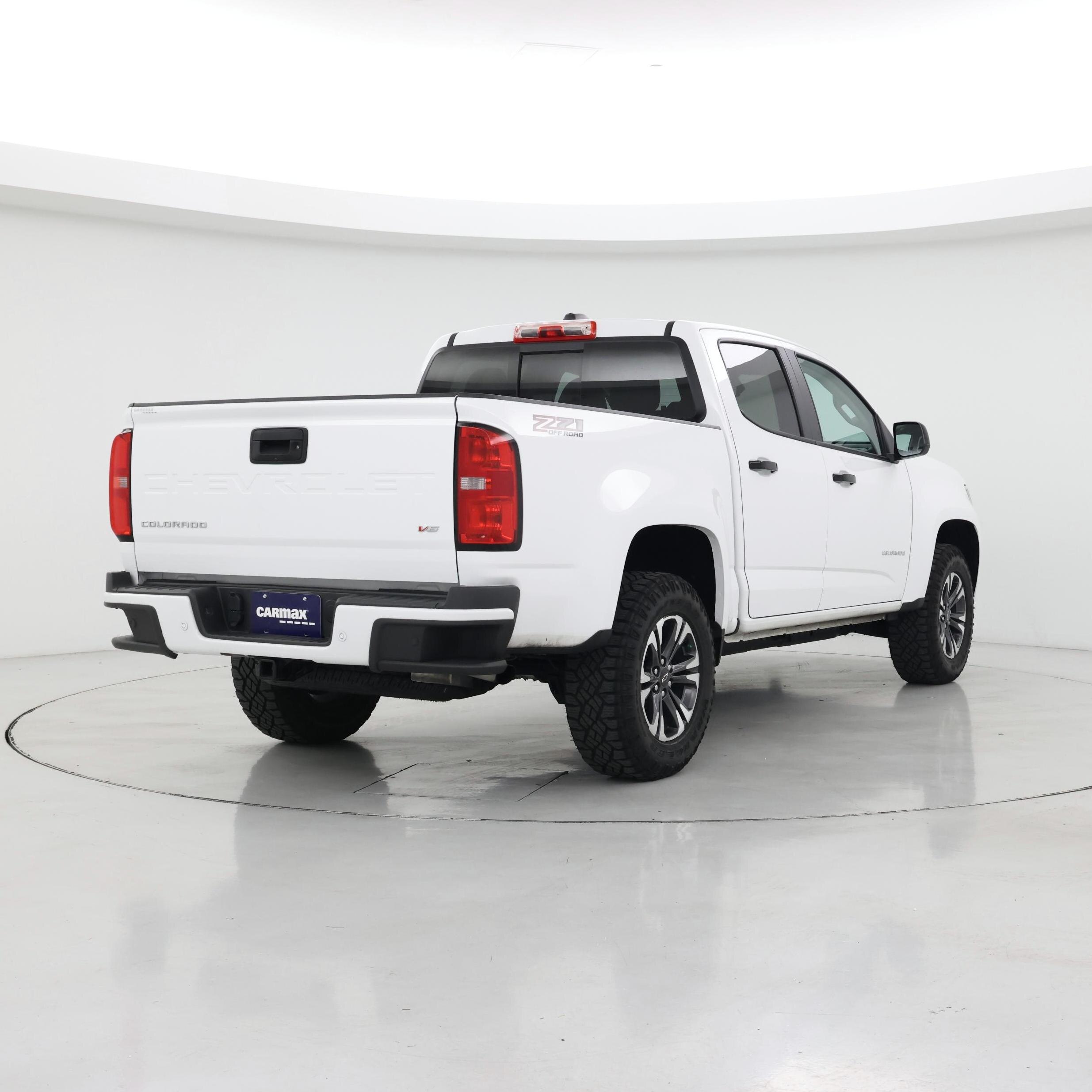 Thumbnail: 2022 Chevrolet Colorado - 8