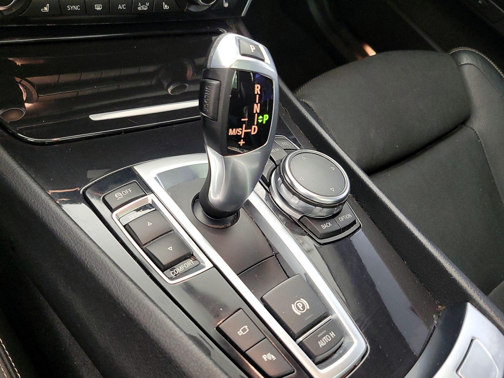Thumbnail: 2015 BMW 5 Series - 18