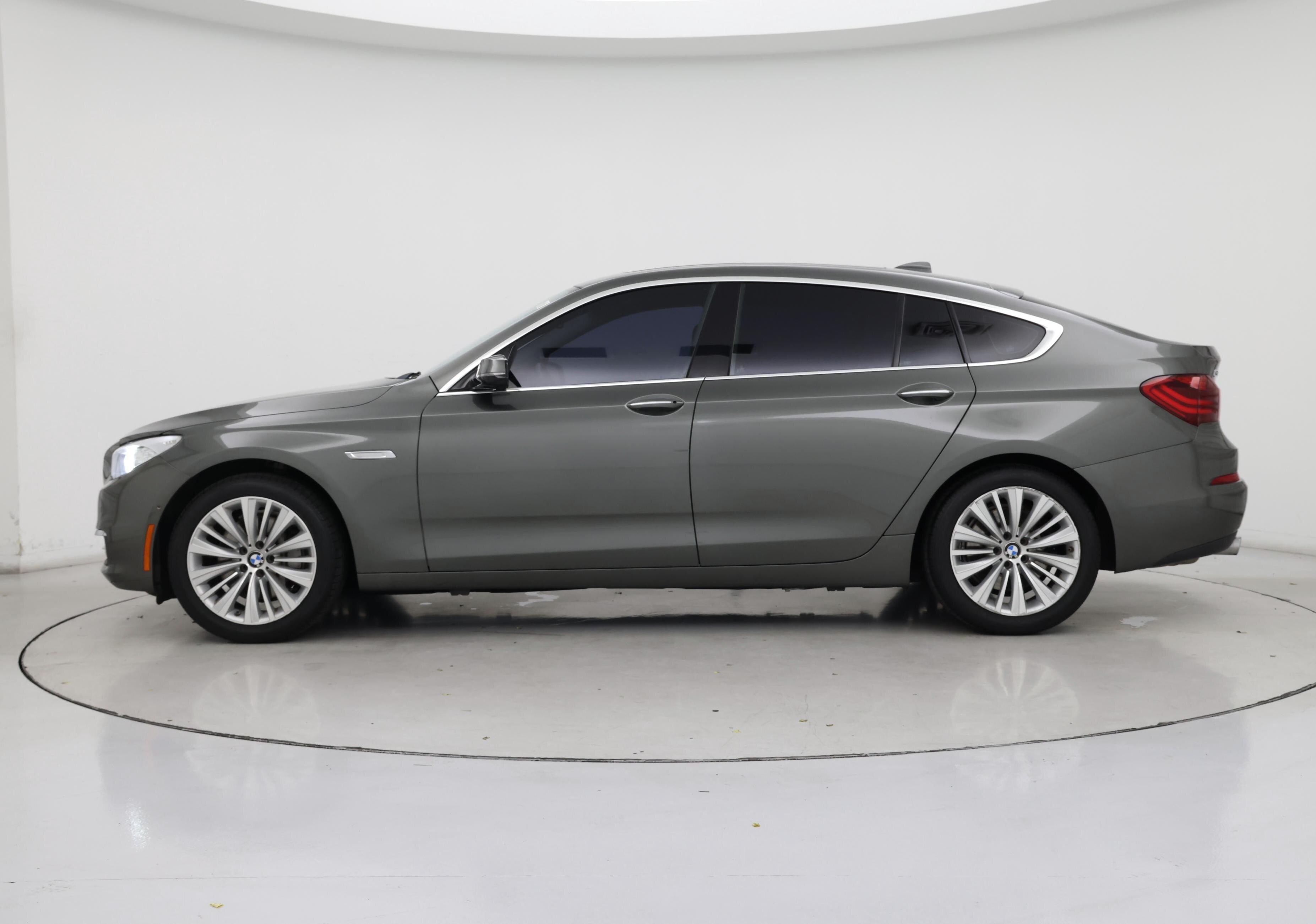 Thumbnail: 2015 BMW 5 Series - 3