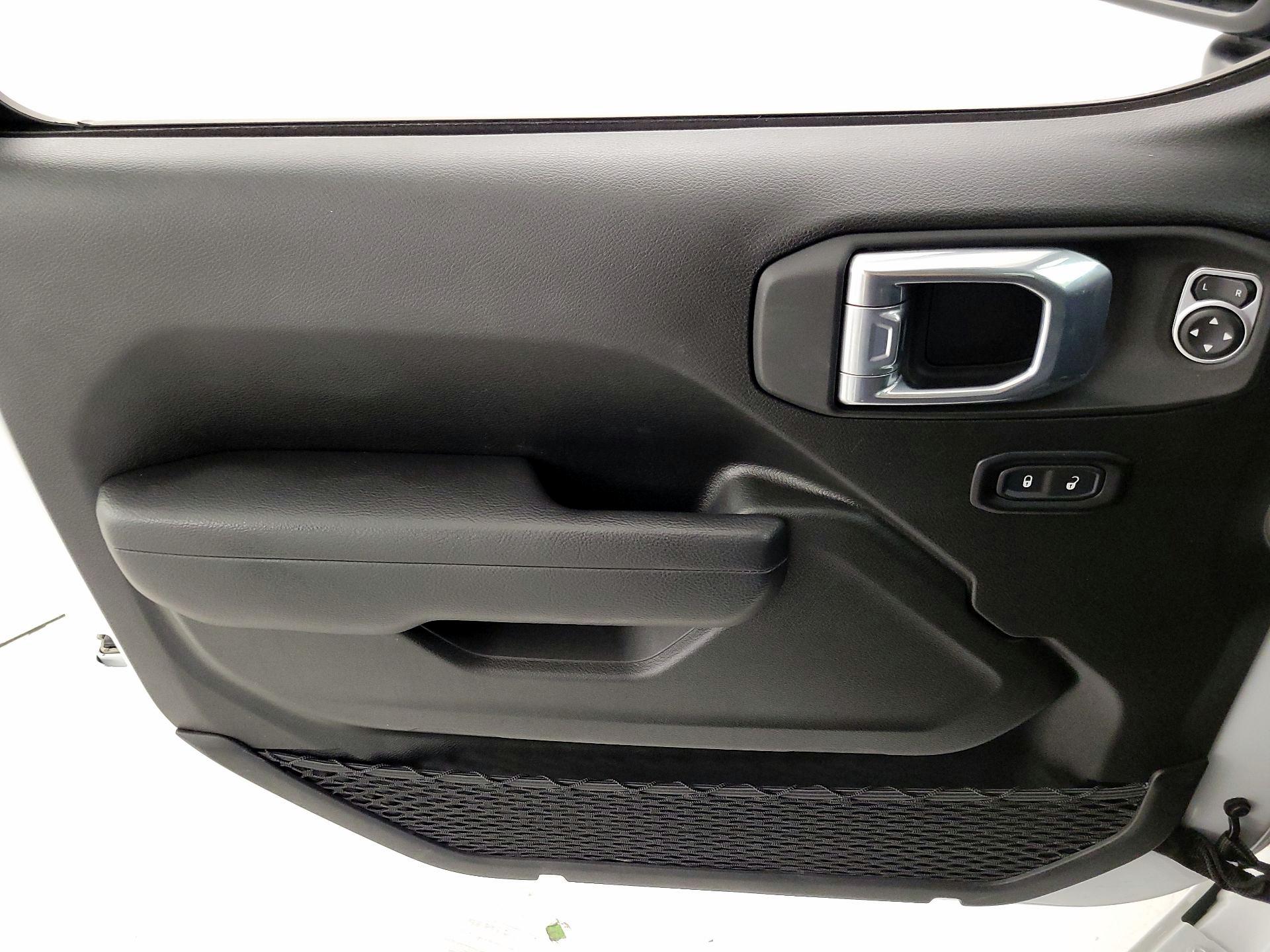 Thumbnail: 2024 Jeep Wrangler - 12
