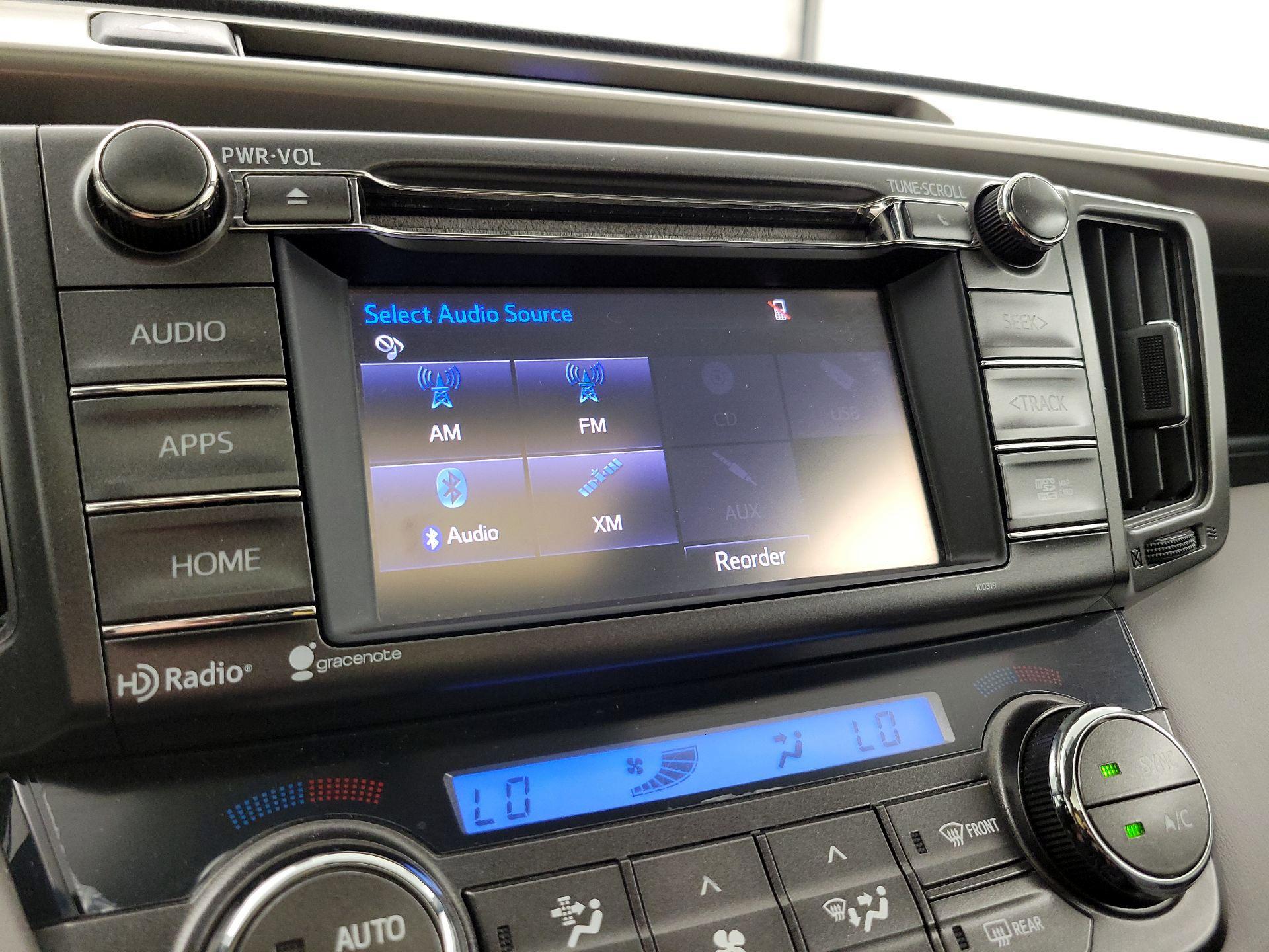 Thumbnail: 2015 Toyota RAV4 - 16
