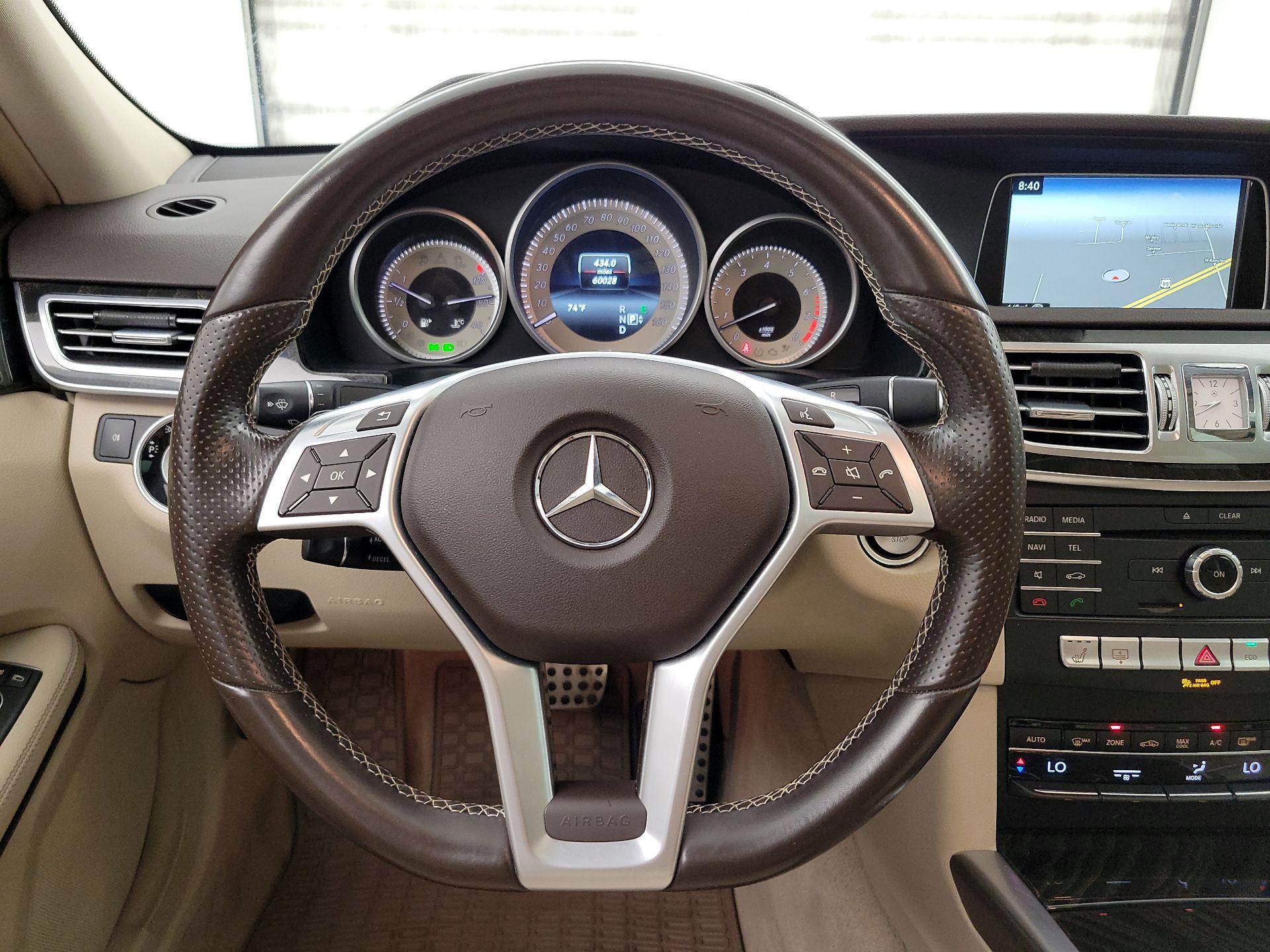 Thumbnail: 2016 Mercedes-Benz E-Class - 10