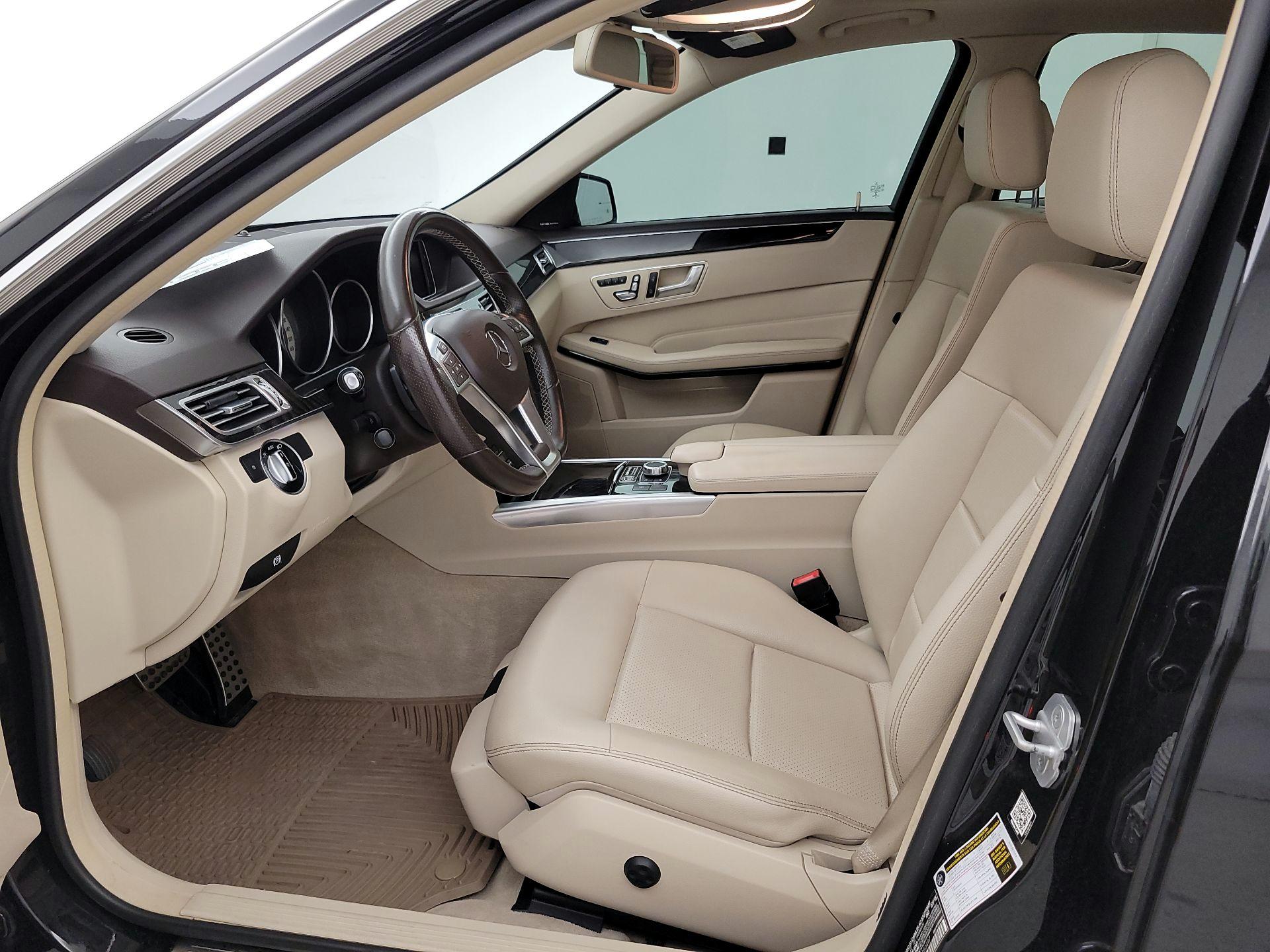 Thumbnail: 2016 Mercedes-Benz E-Class - 11
