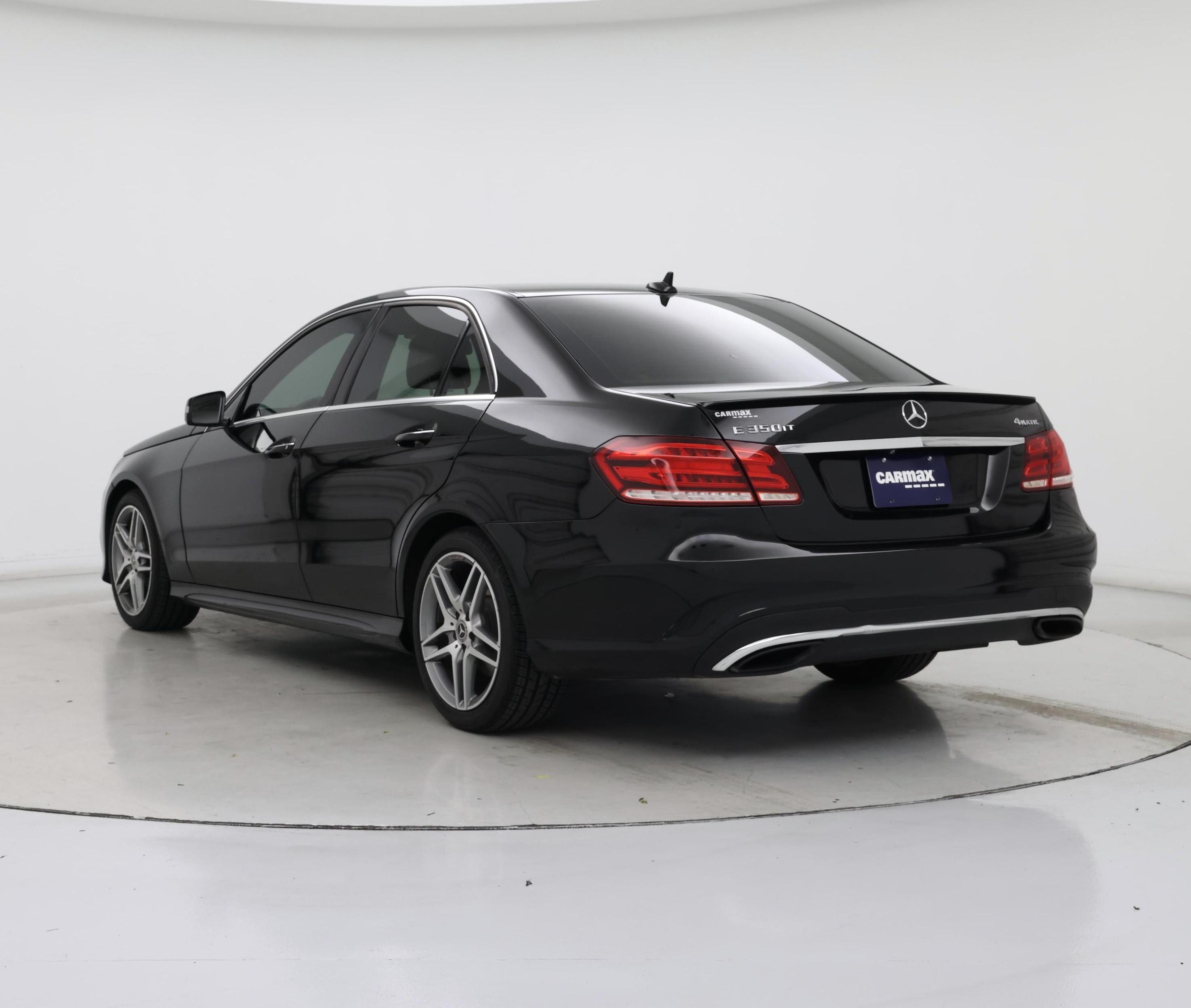 Thumbnail: 2016 Mercedes-Benz E-Class - 2