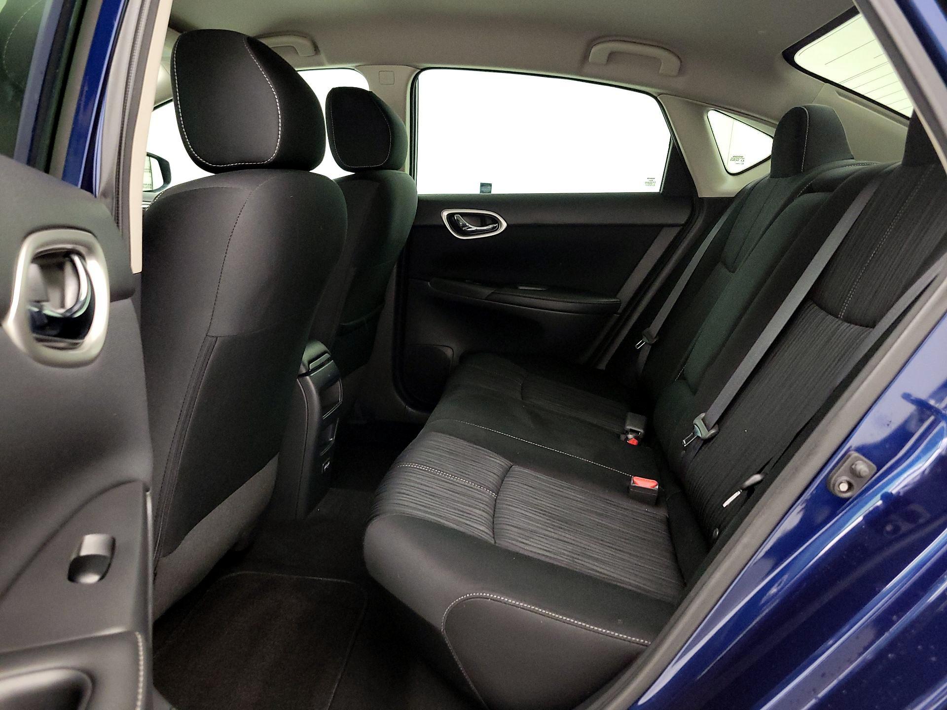 Thumbnail: 2017 Nissan Sentra - 19