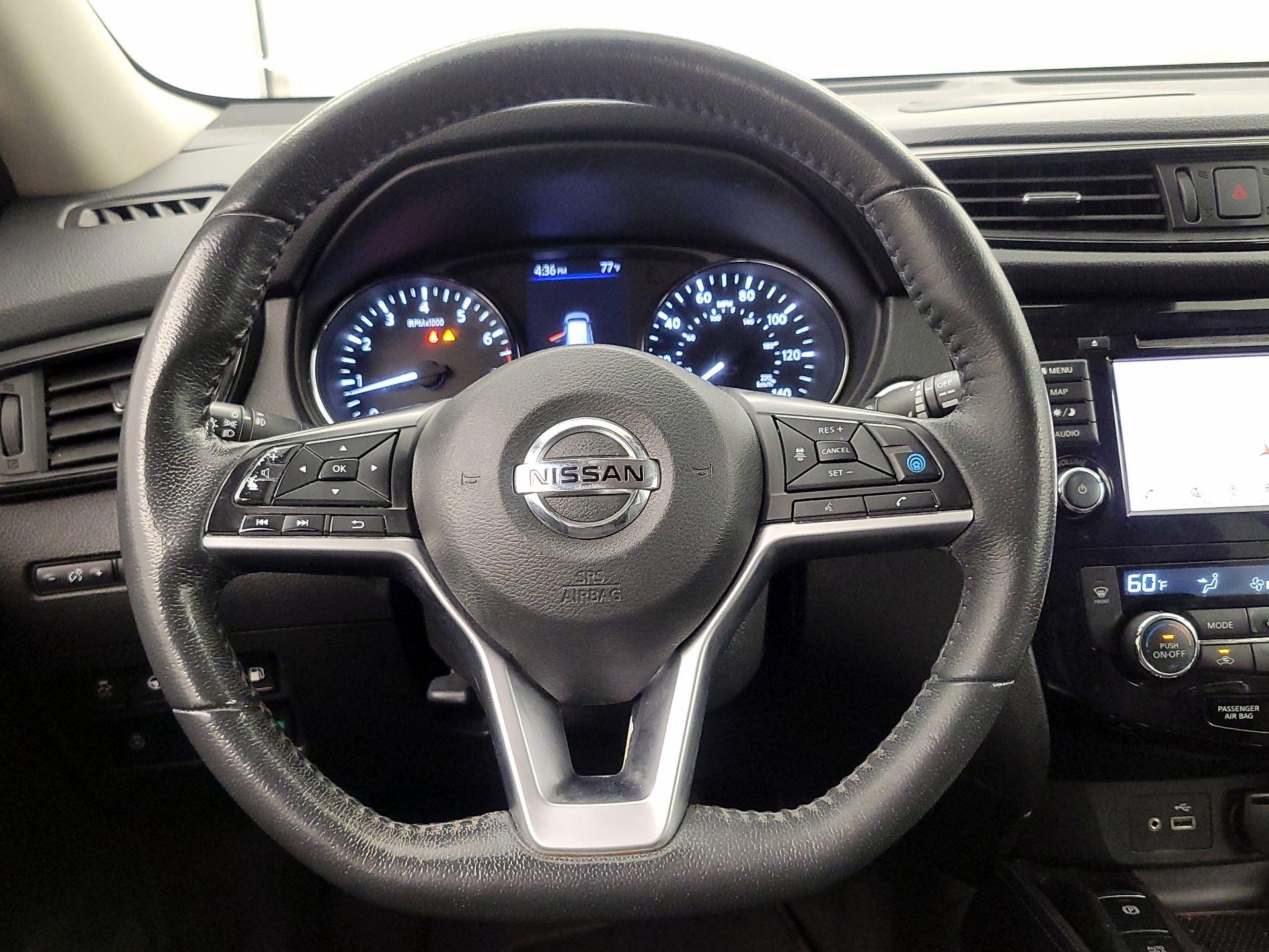 Thumbnail: 2019 Nissan Rogue - 10