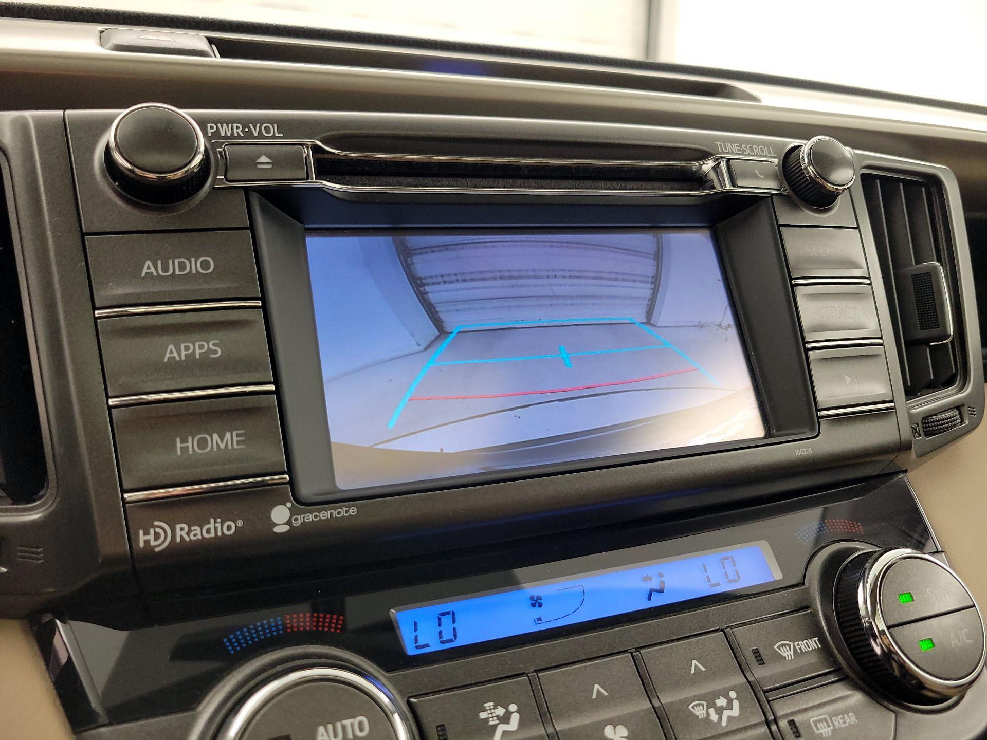 Thumbnail: 2015 Toyota RAV4 - 14