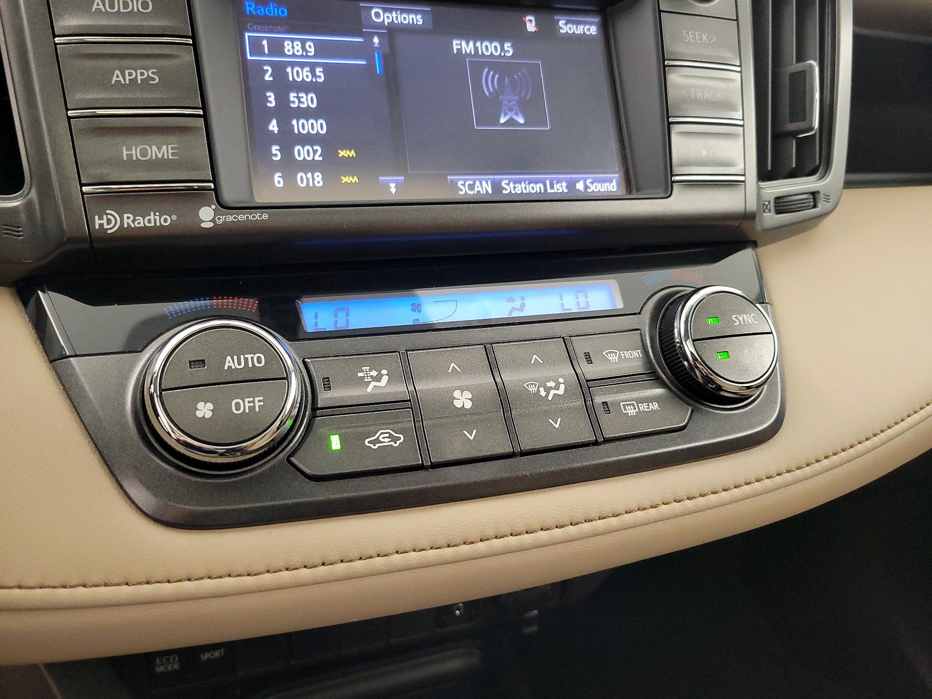 Thumbnail: 2015 Toyota RAV4 - 16