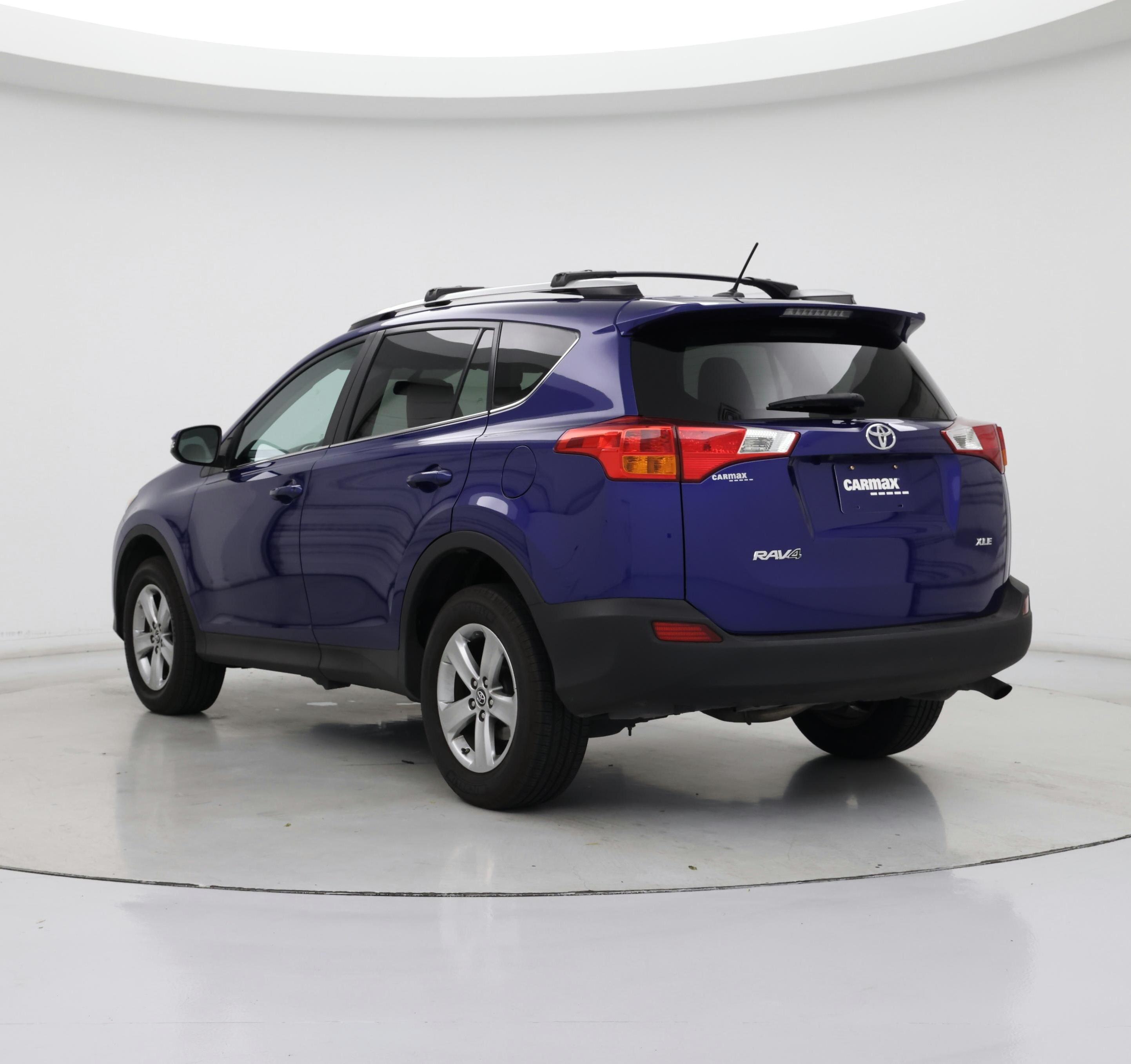 Thumbnail: 2015 Toyota RAV4 - 2
