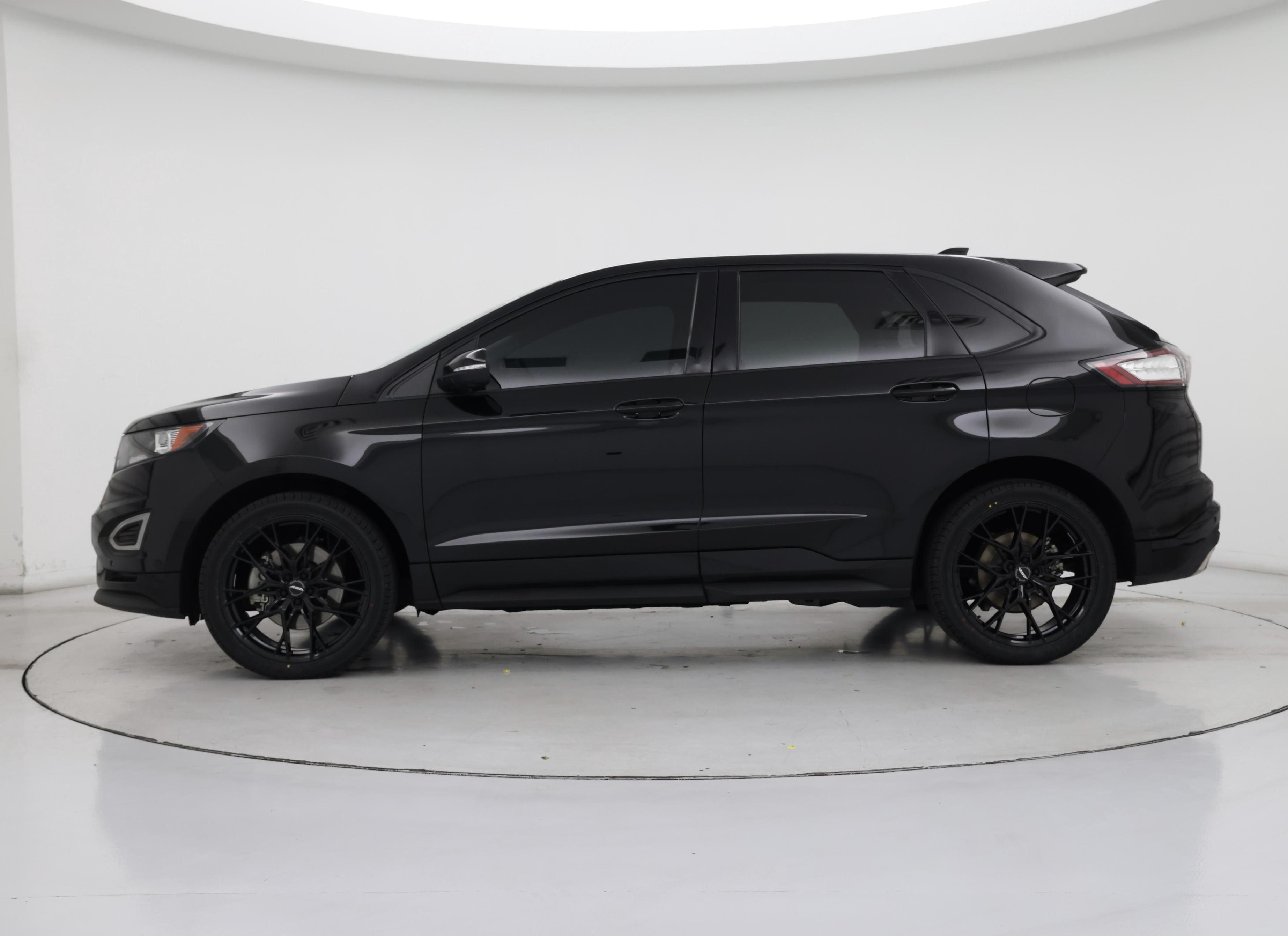 Thumbnail: 2018 Ford Edge - 3