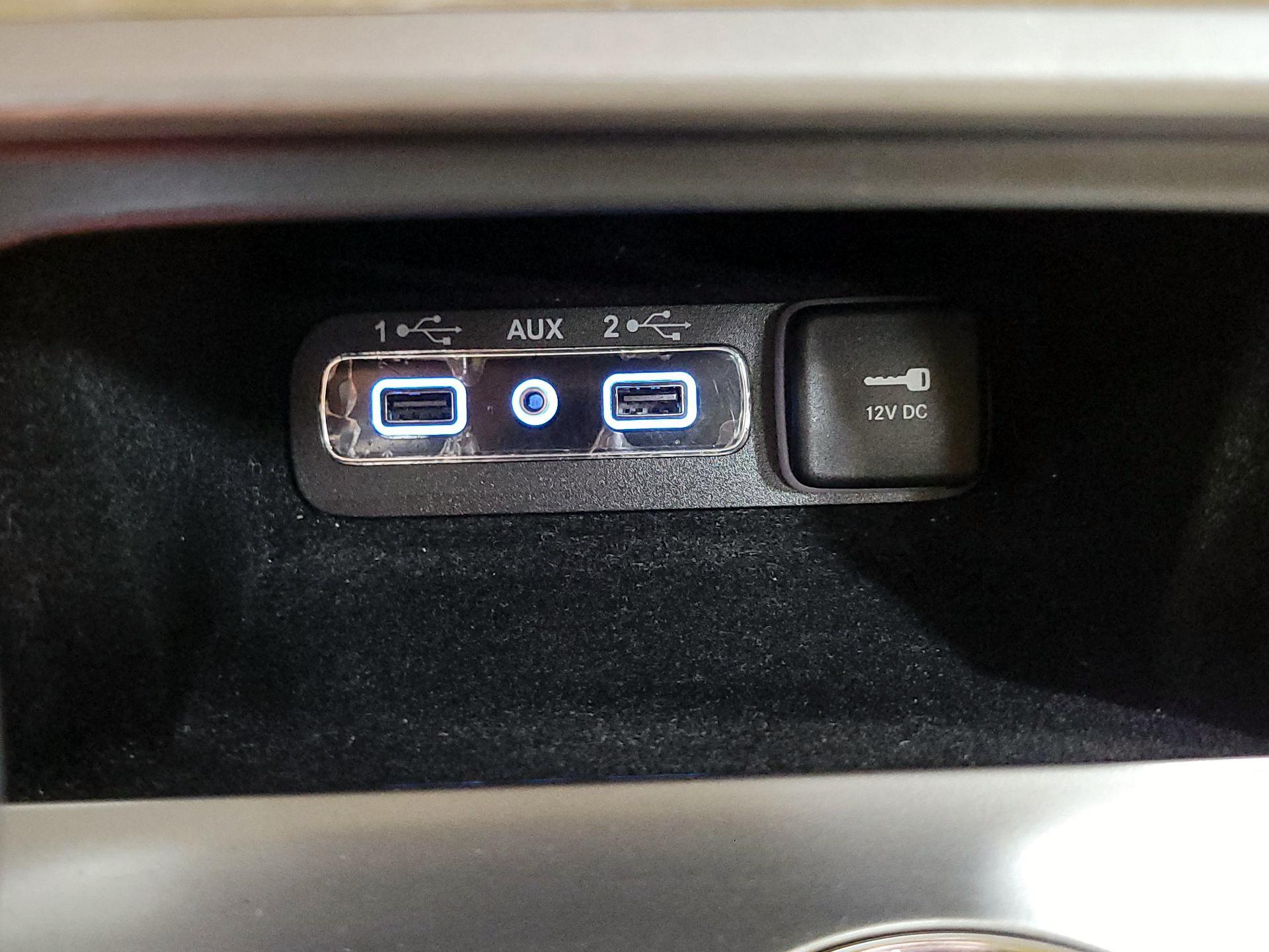 Thumbnail: 2020 Jeep Grand Cherokee - 18