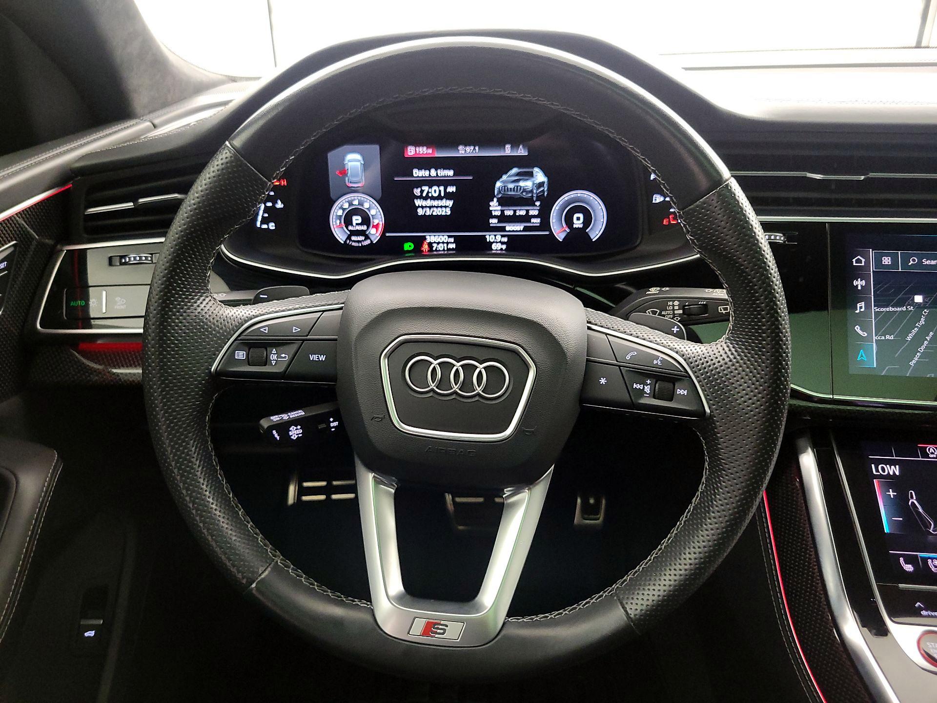 Thumbnail: 2021 Audi SQ8 - 10