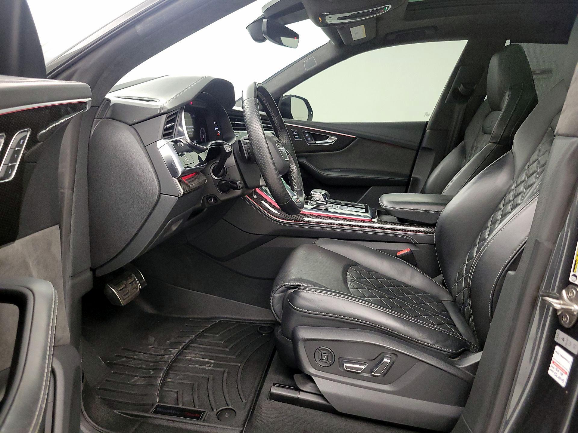 Thumbnail: 2021 Audi SQ8 - 11