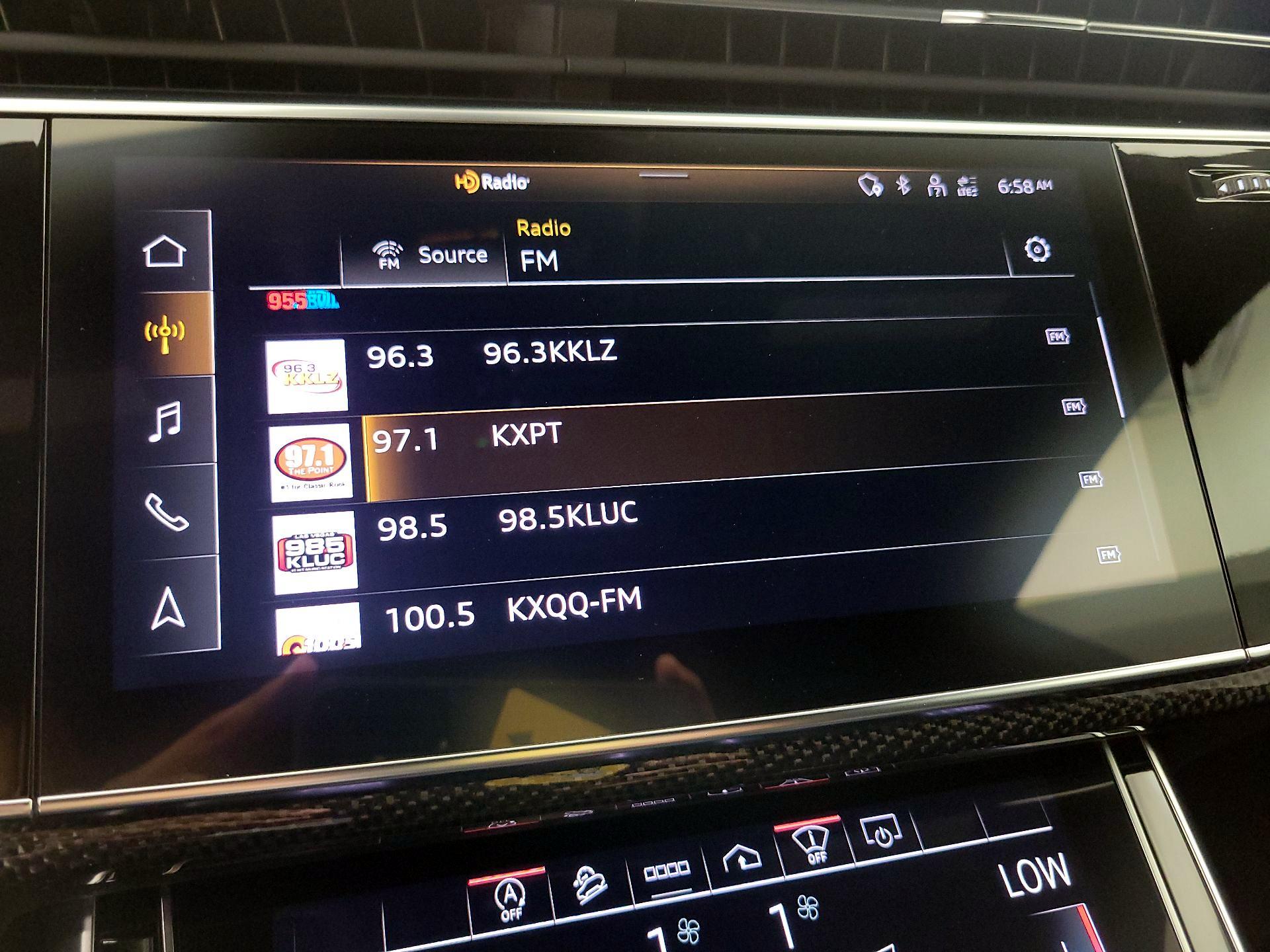 Thumbnail: 2021 Audi SQ8 - 16