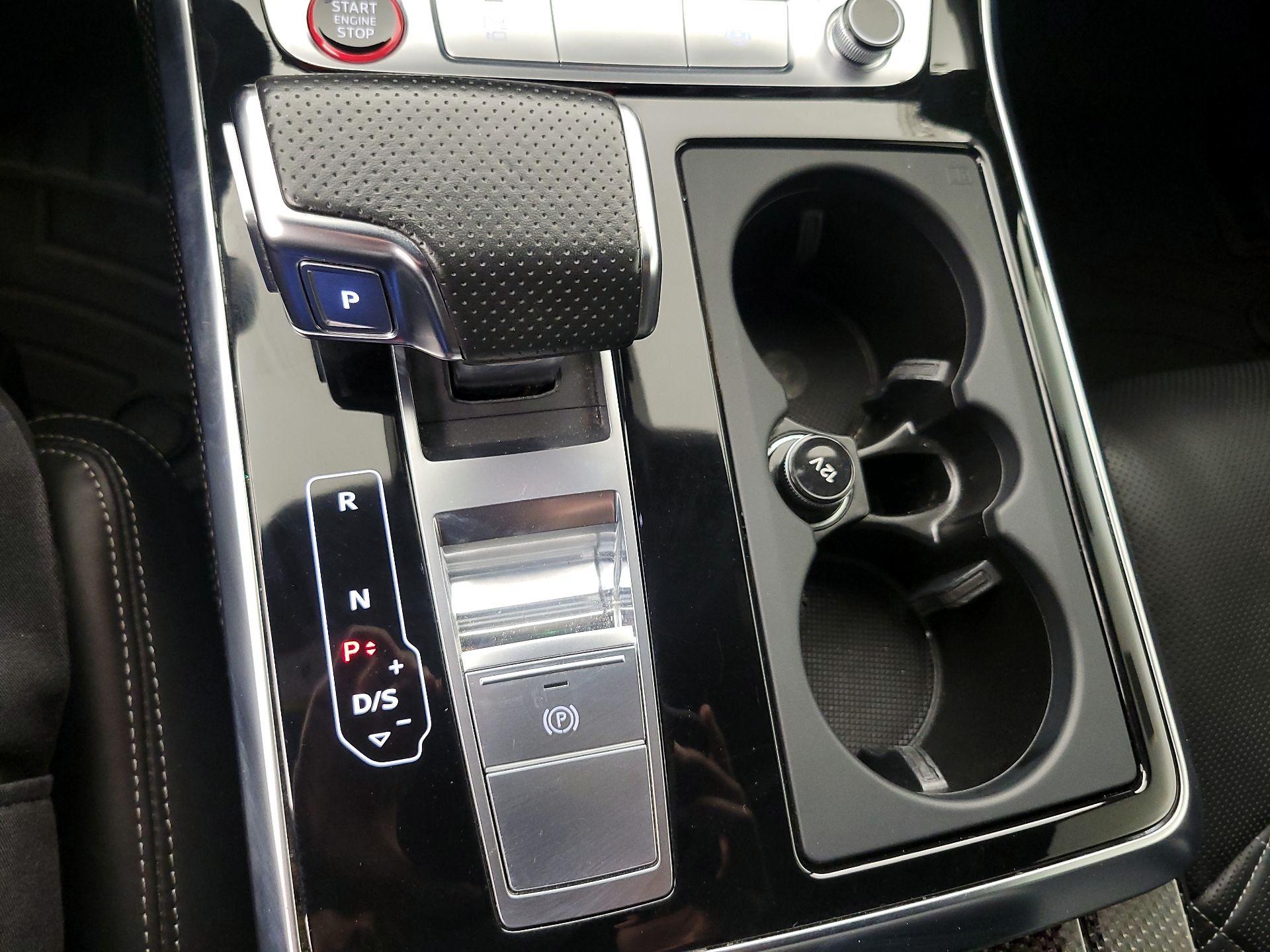 Thumbnail: 2021 Audi SQ8 - 18