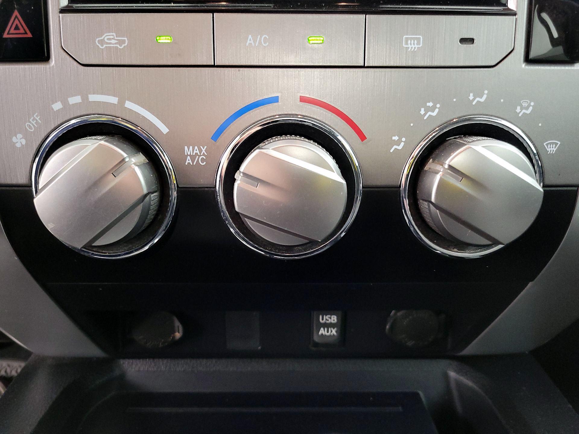 Thumbnail: 2018 Toyota Tundra - 17