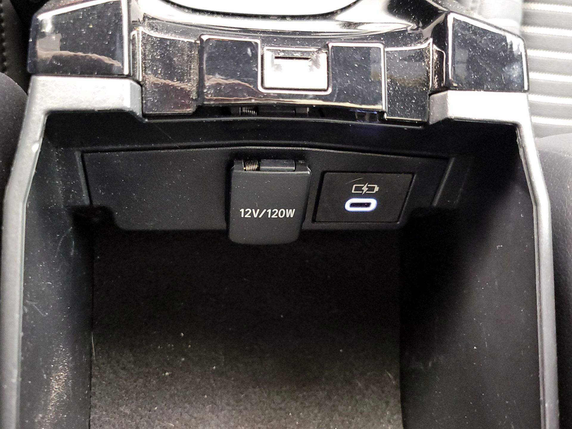 Thumbnail: 2024 Toyota Corolla - 18