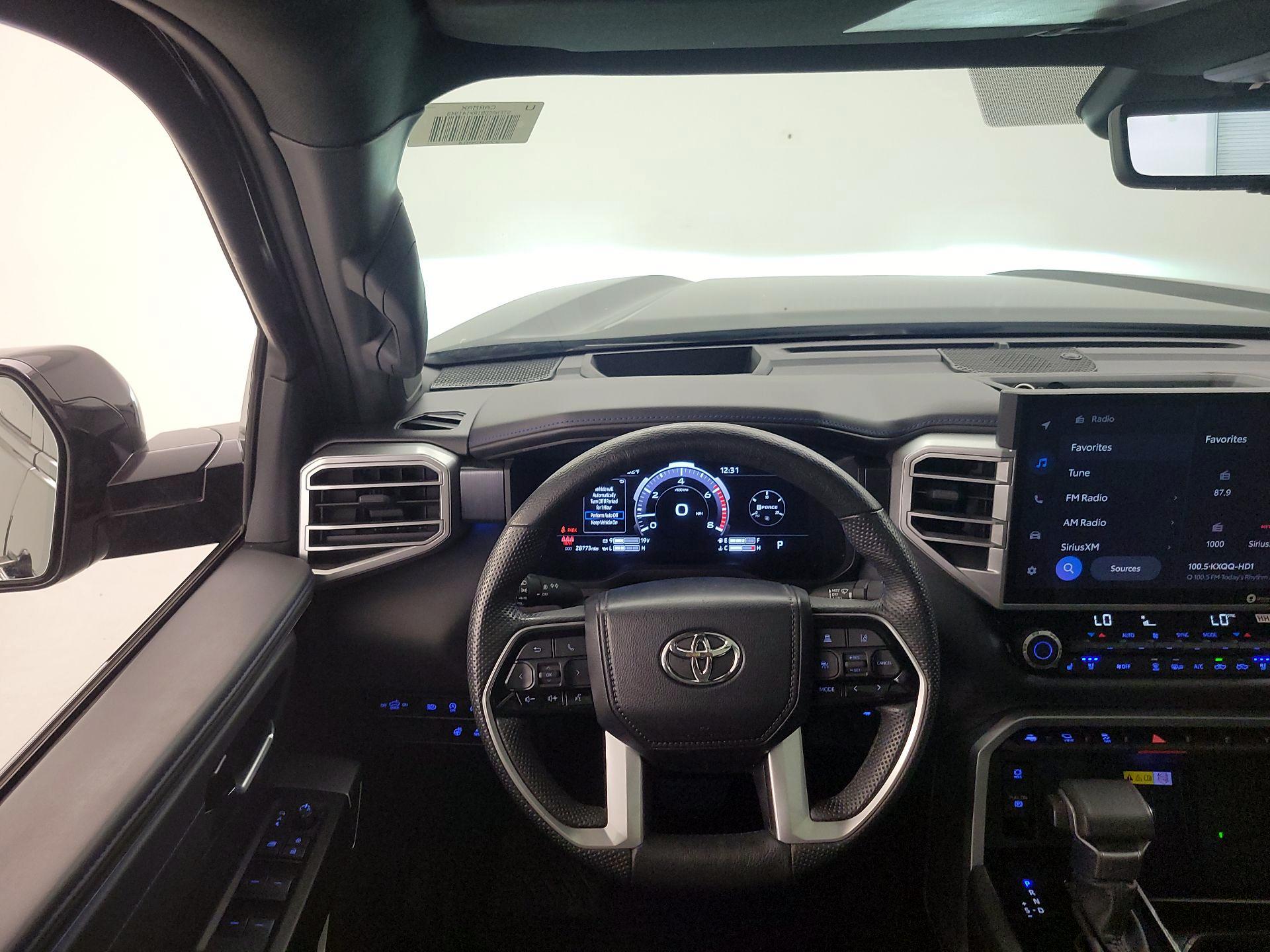 Thumbnail: 2024 Toyota Tundra - 10