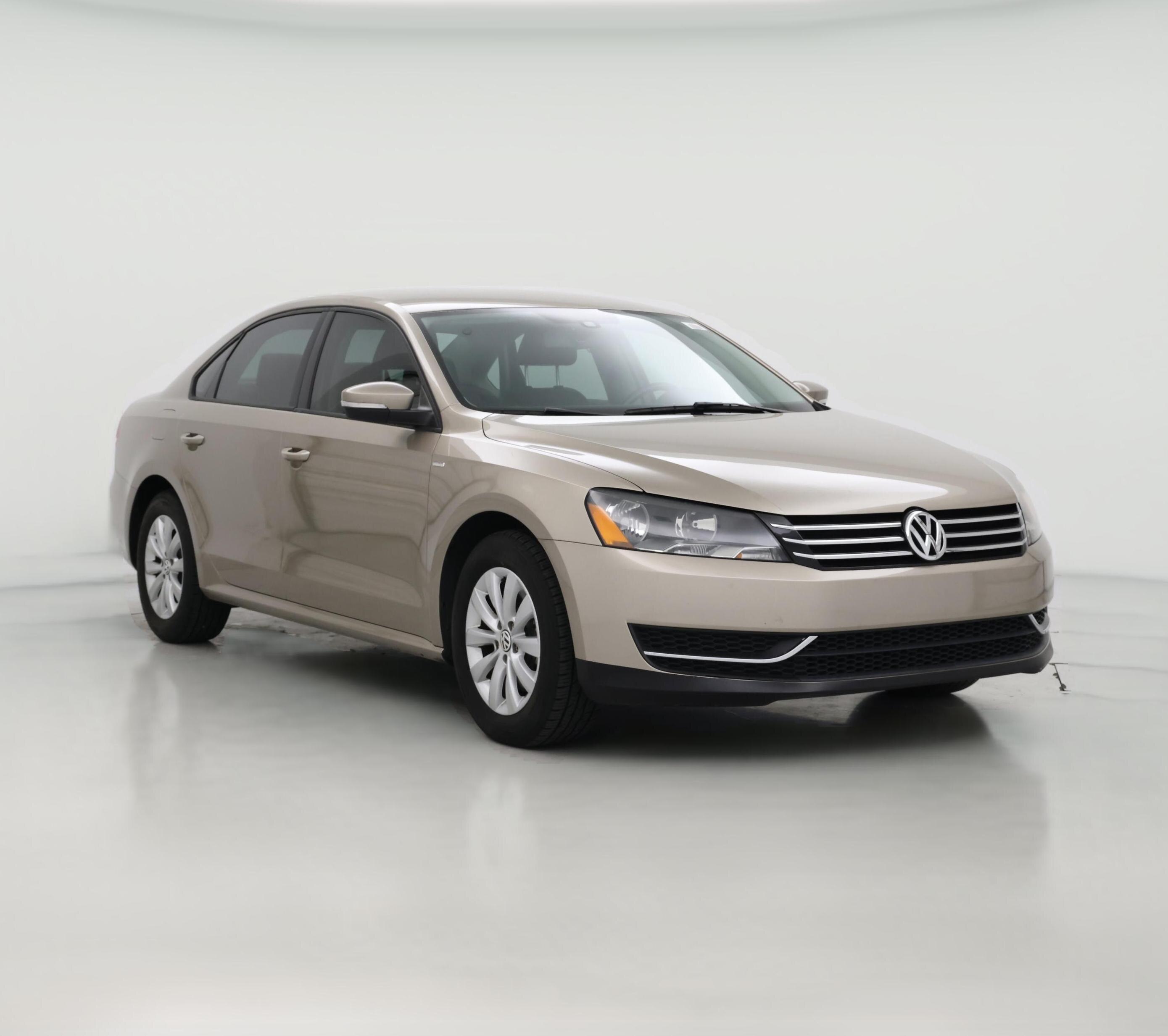 Thumbnail: 2015 Volkswagen Passat - 1
