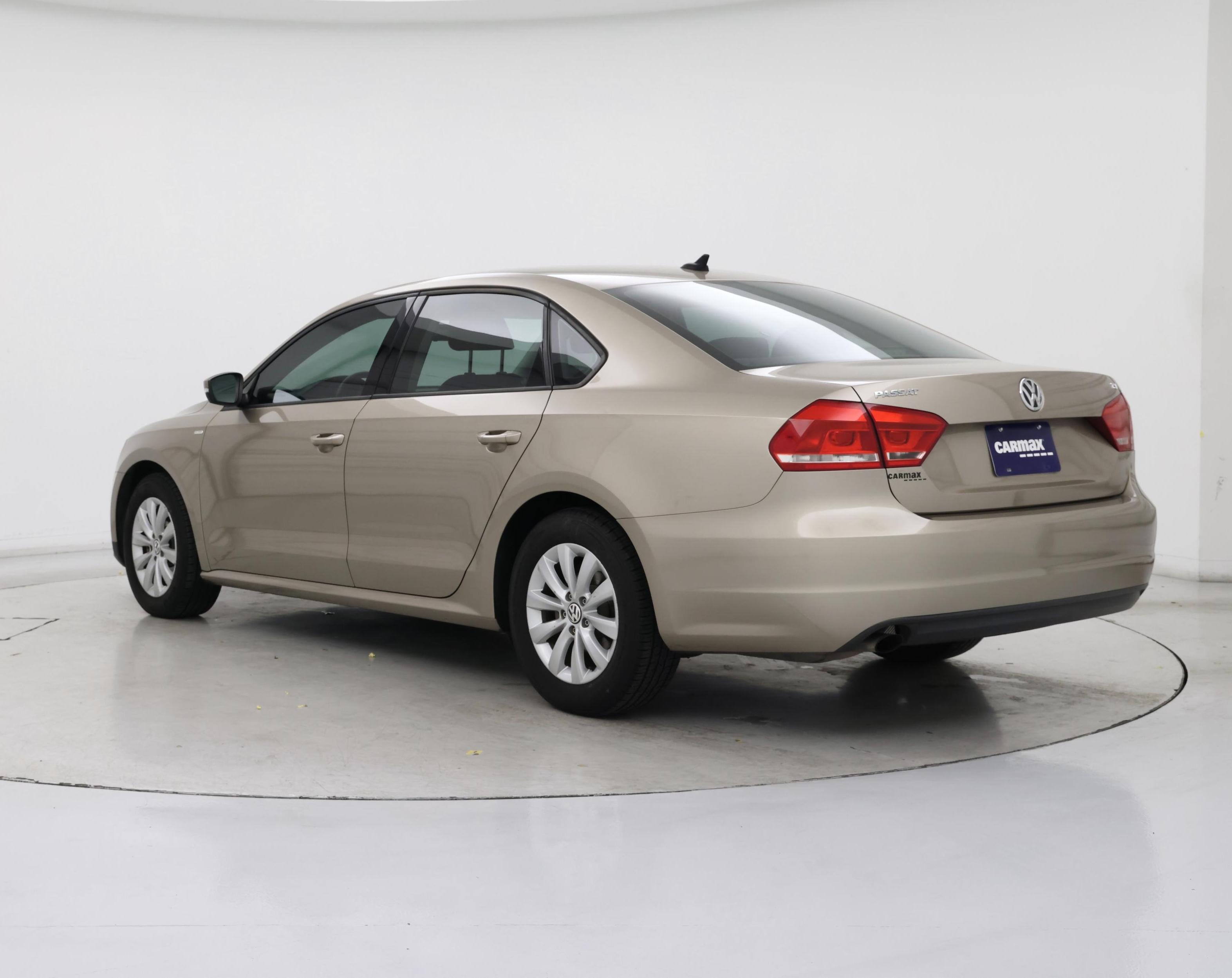 Thumbnail: 2015 Volkswagen Passat - 2