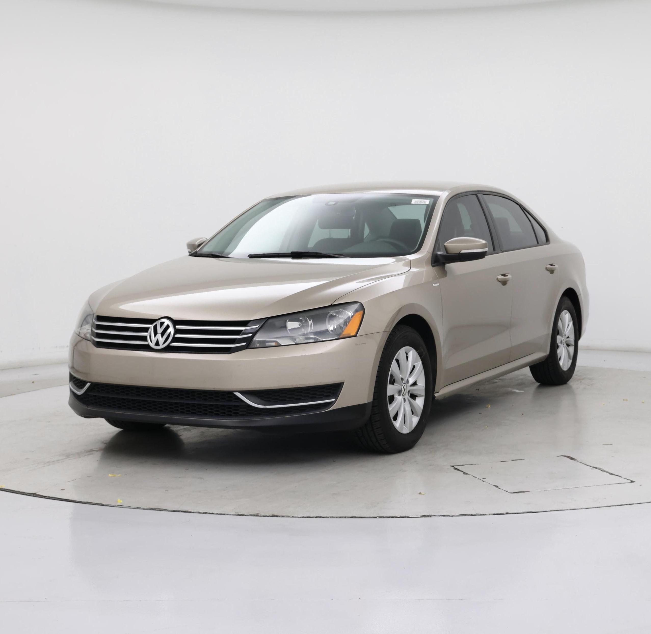 Thumbnail: 2015 Volkswagen Passat - 4