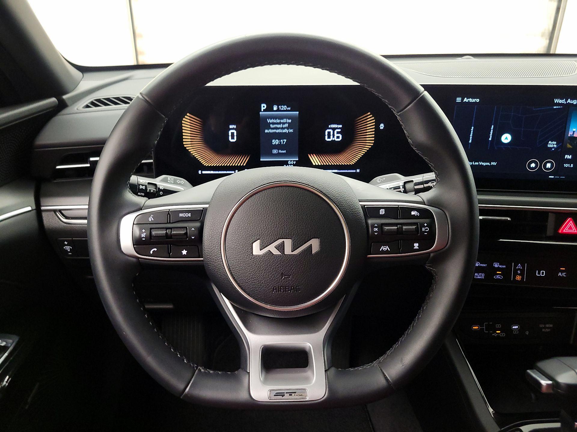 Thumbnail: 2025 Kia K5 - 10