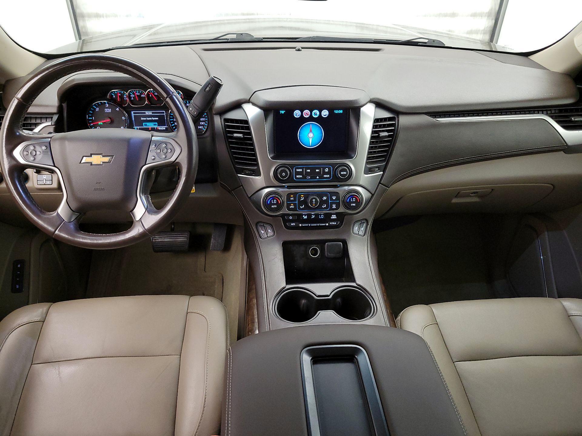 Thumbnail: 2016 Chevrolet Suburban - 9
