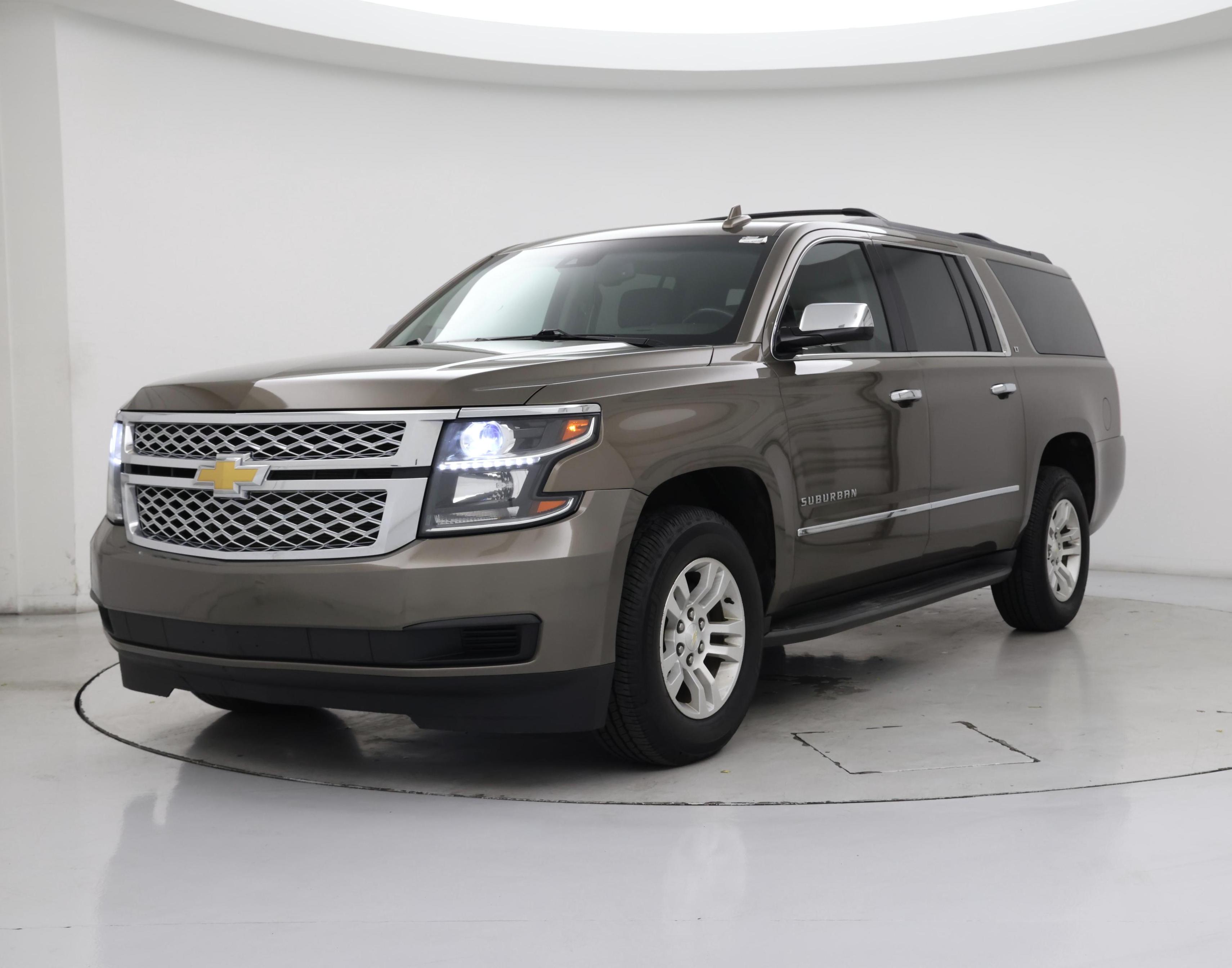 Thumbnail: 2016 Chevrolet Suburban - 4