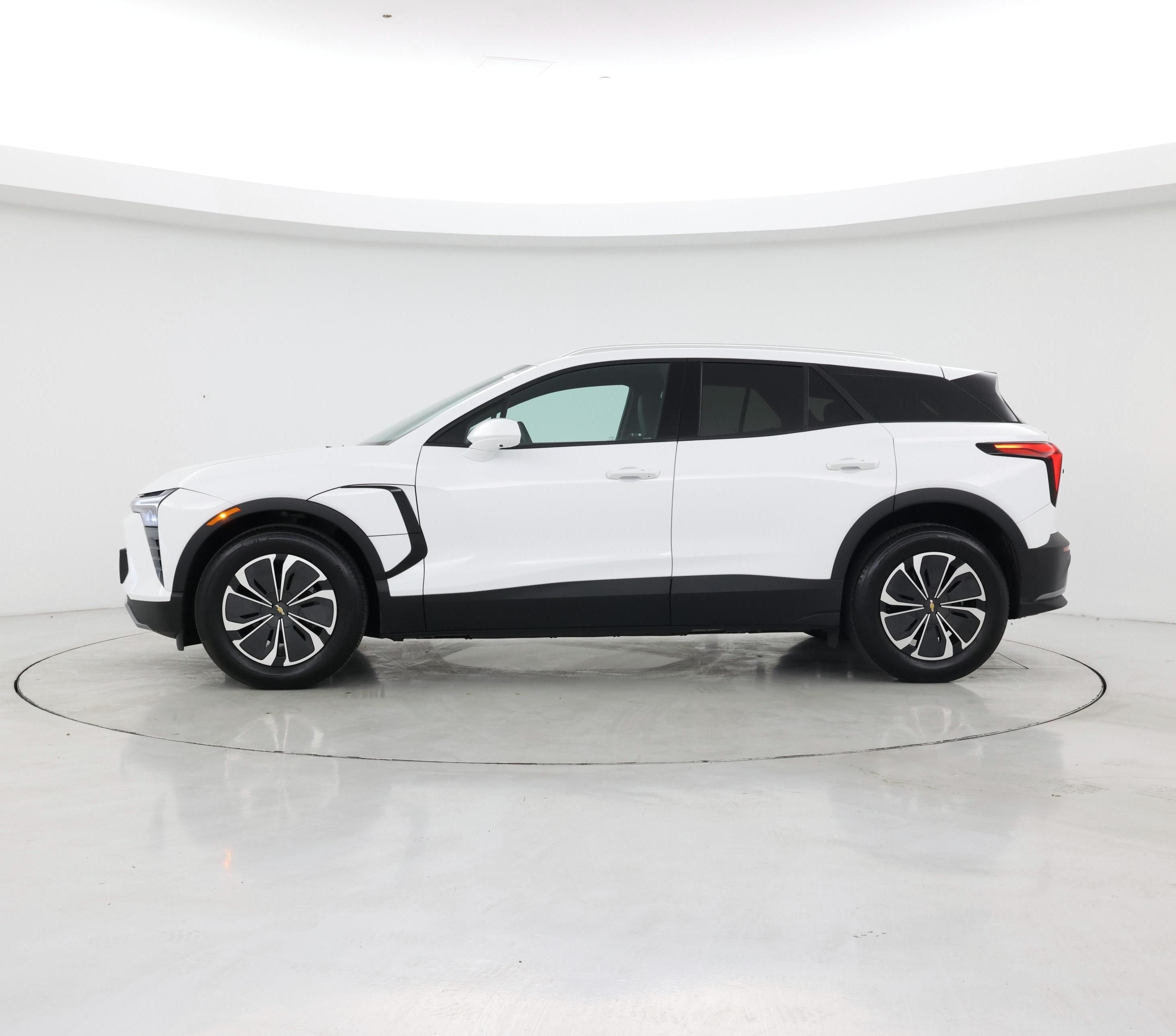 Thumbnail: 2024 Chevrolet Blazer EV - 3