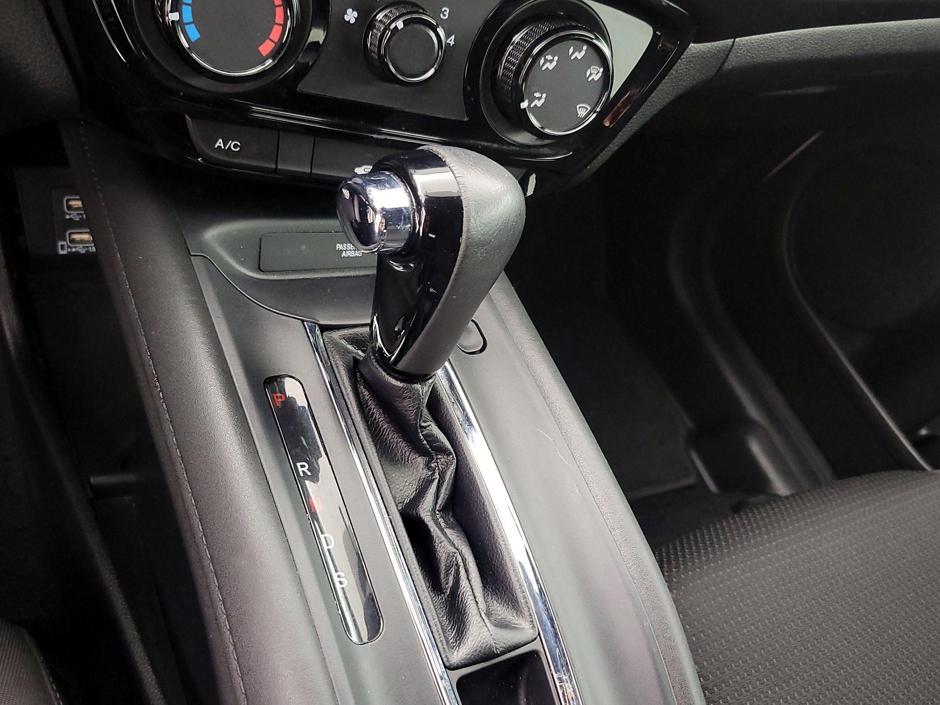 Thumbnail: 2020 Honda HR-V - 17