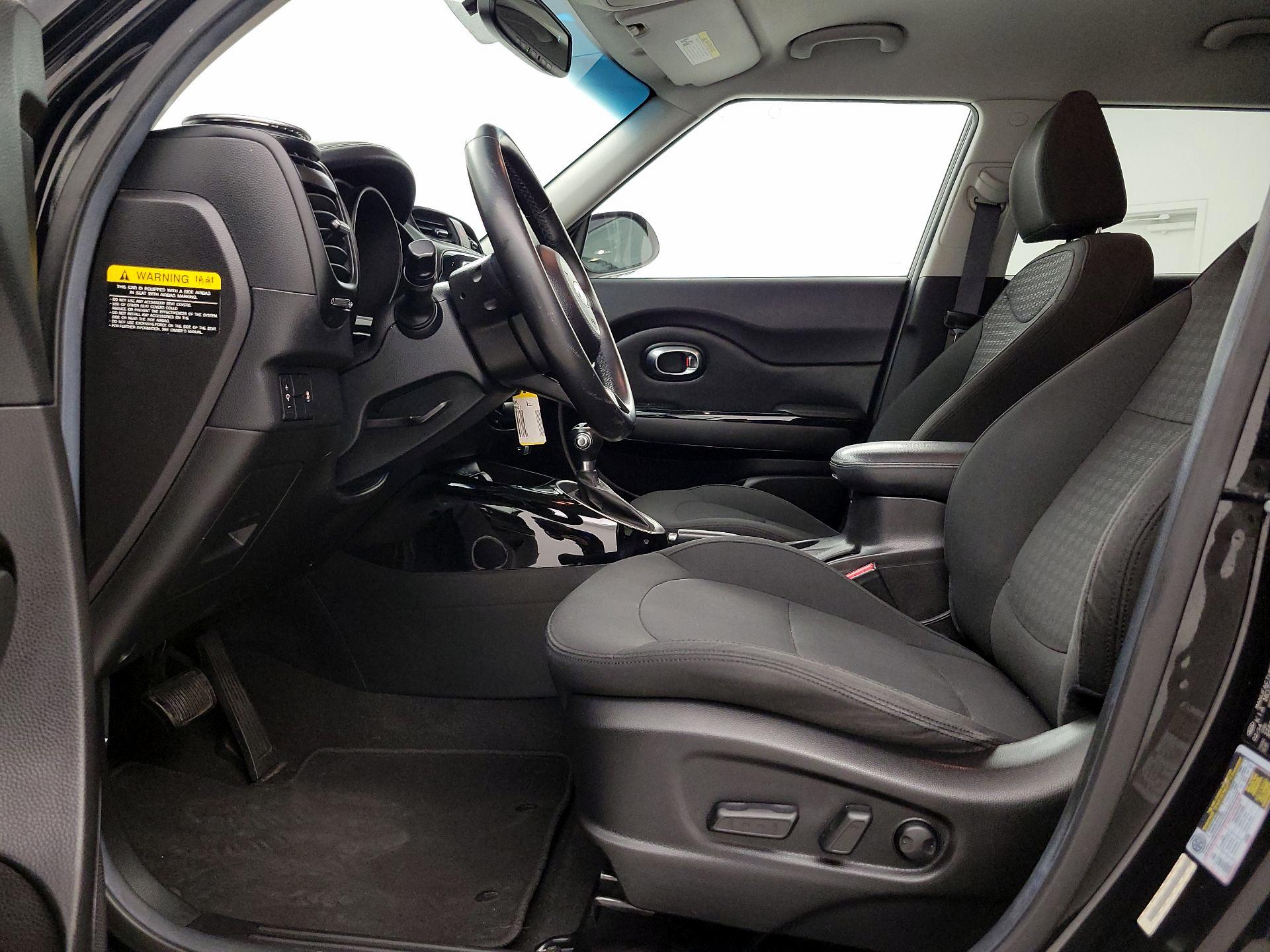 Thumbnail: 2014 Kia Soul - 11