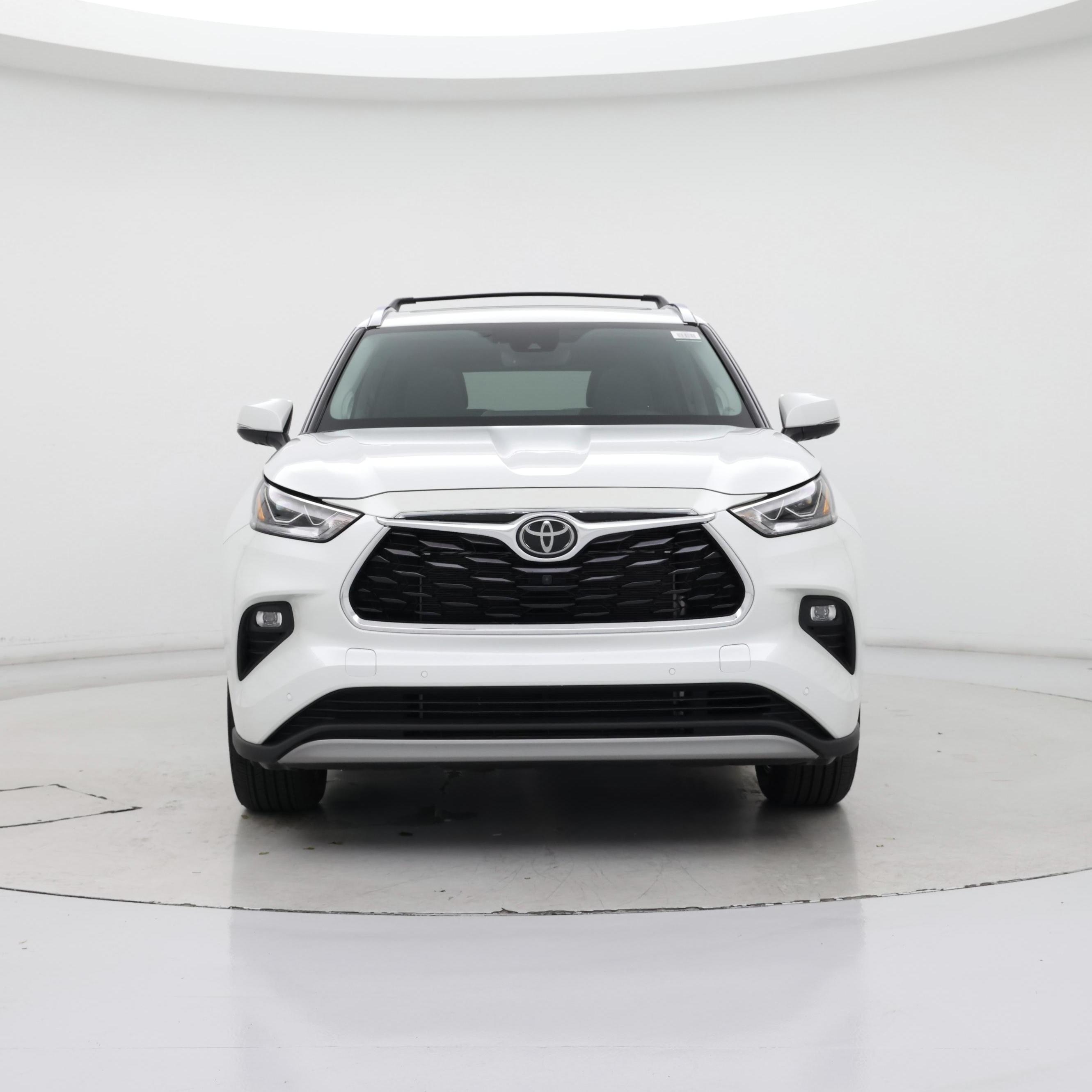 Thumbnail: 2022 Toyota Highlander - 5