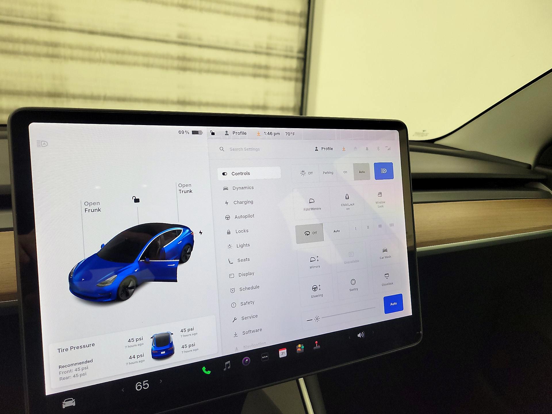 Thumbnail: 2020 Tesla Model 3 - 16