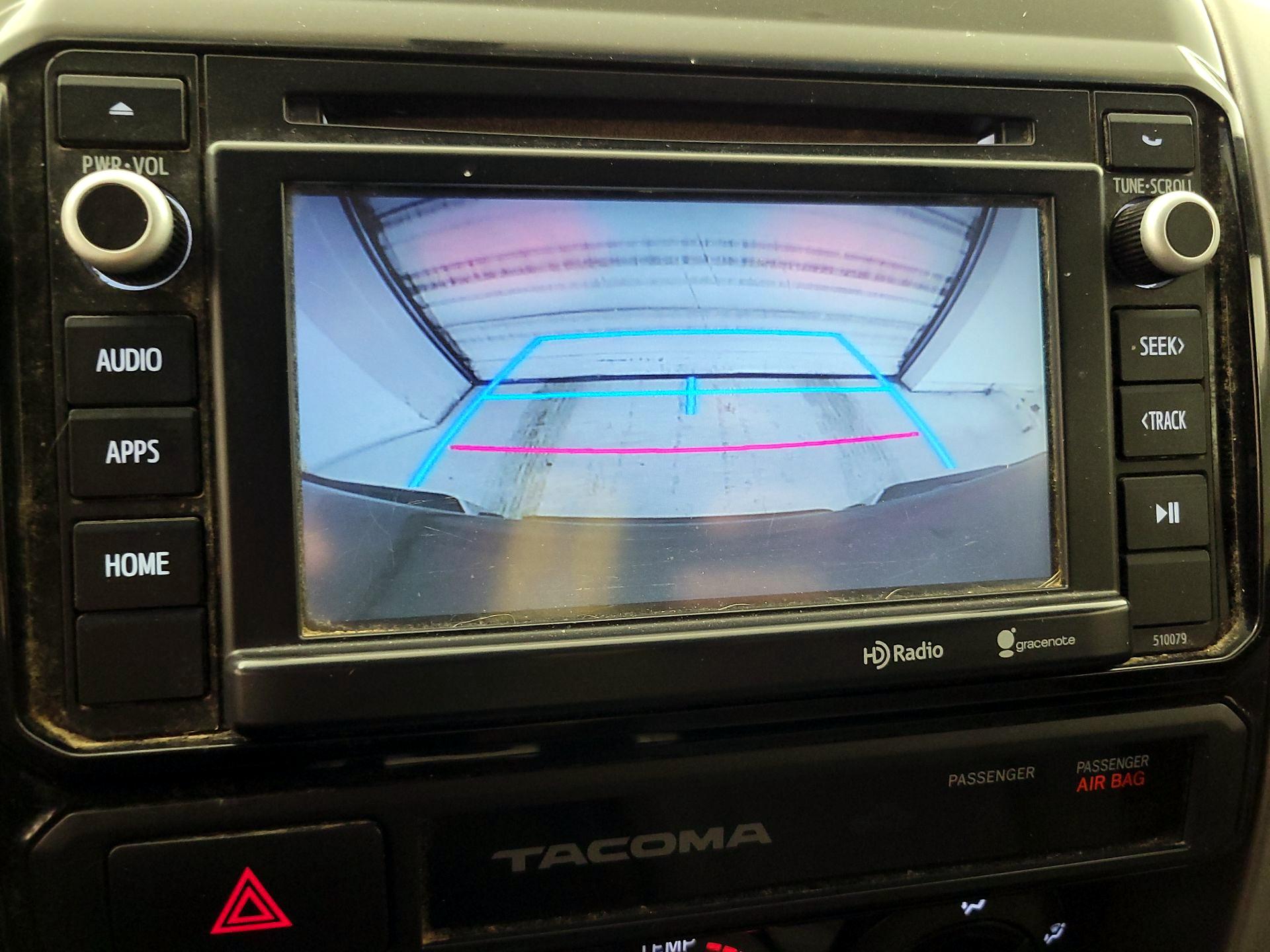 Thumbnail: 2015 Toyota Tacoma - 14