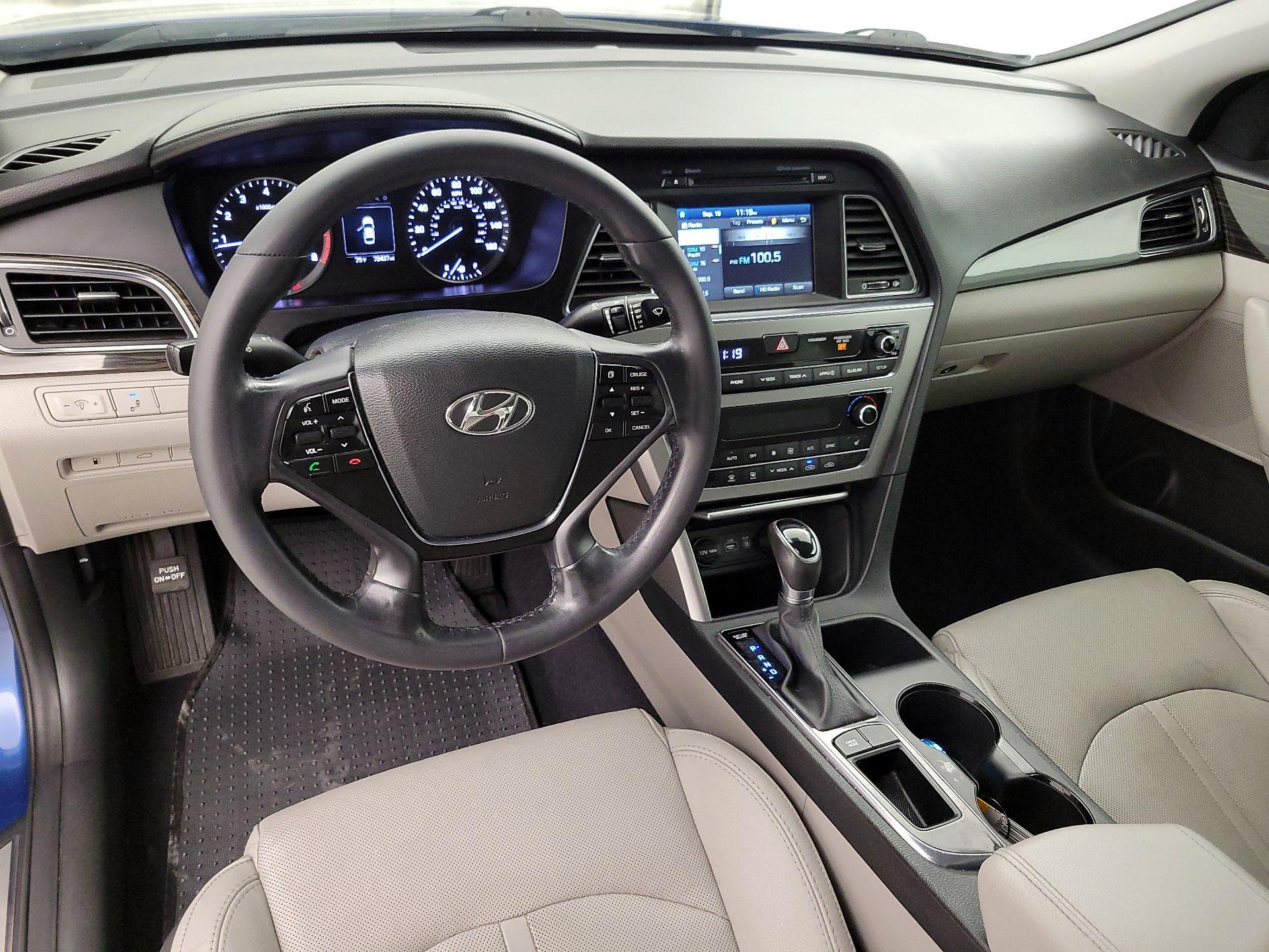 Thumbnail: 2017 Hyundai Sonata - 9