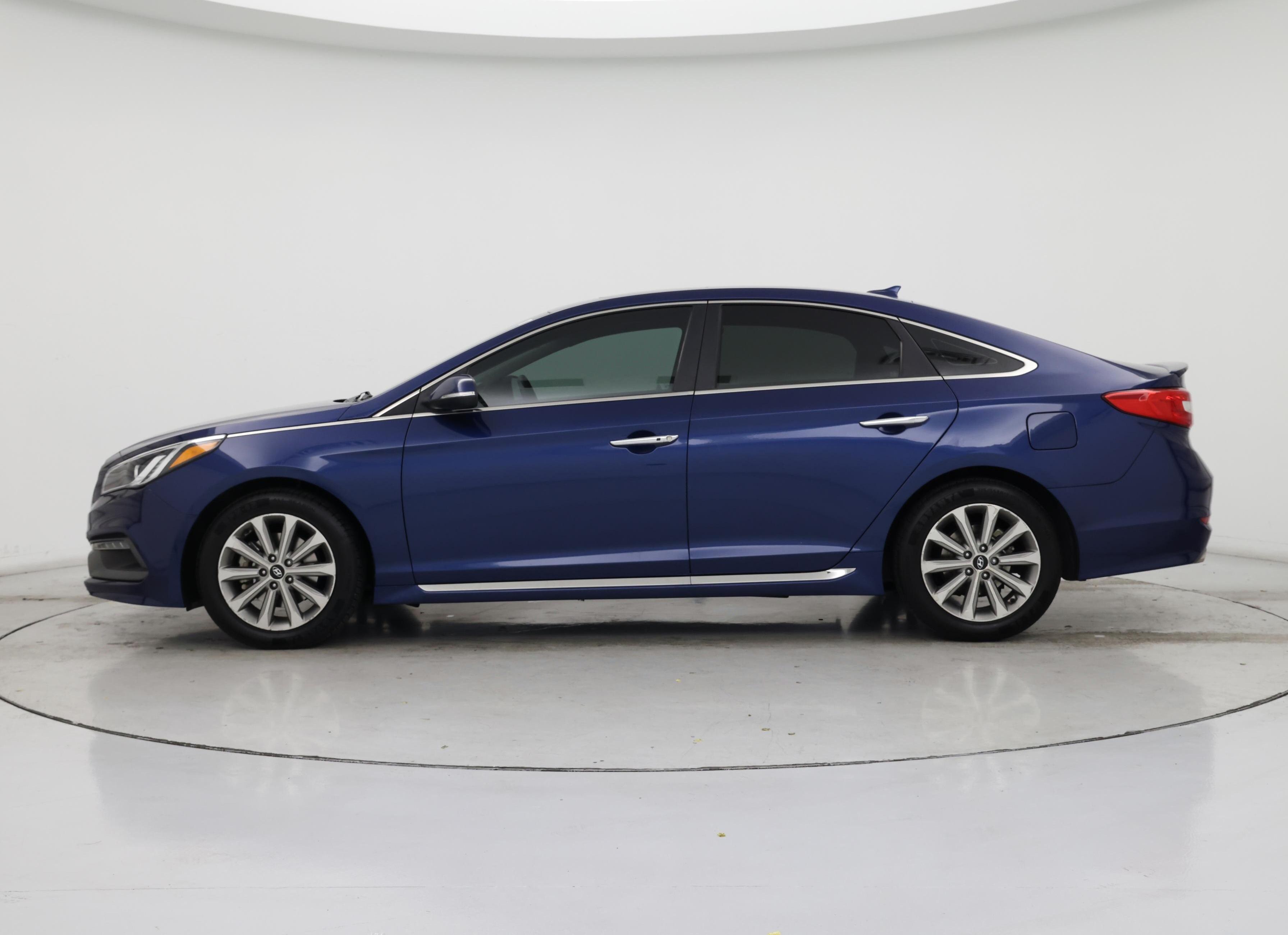 Thumbnail: 2017 Hyundai Sonata - 3