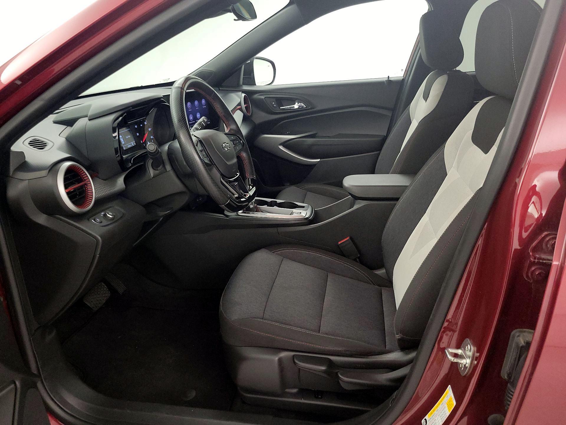 Thumbnail: 2024 Chevrolet Trax - 11