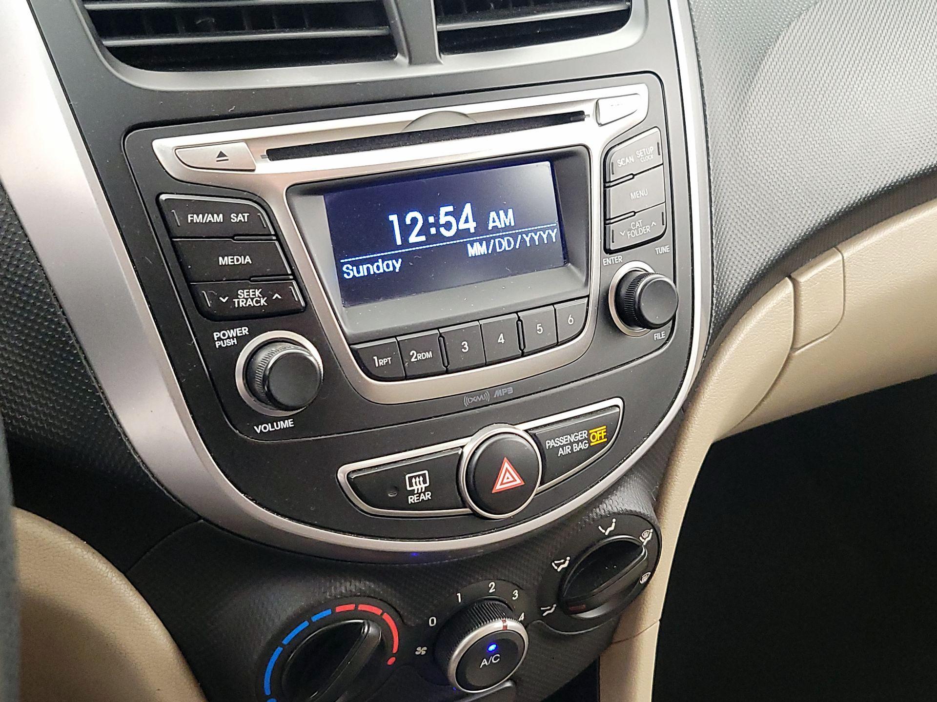 Thumbnail: 2016 Hyundai Accent - 14