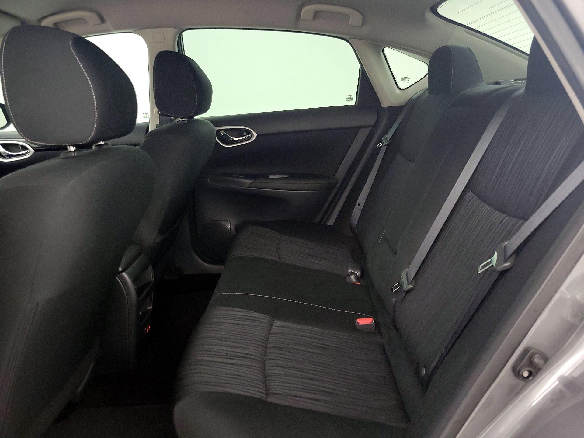 Thumbnail: 2019 Nissan Sentra - 19
