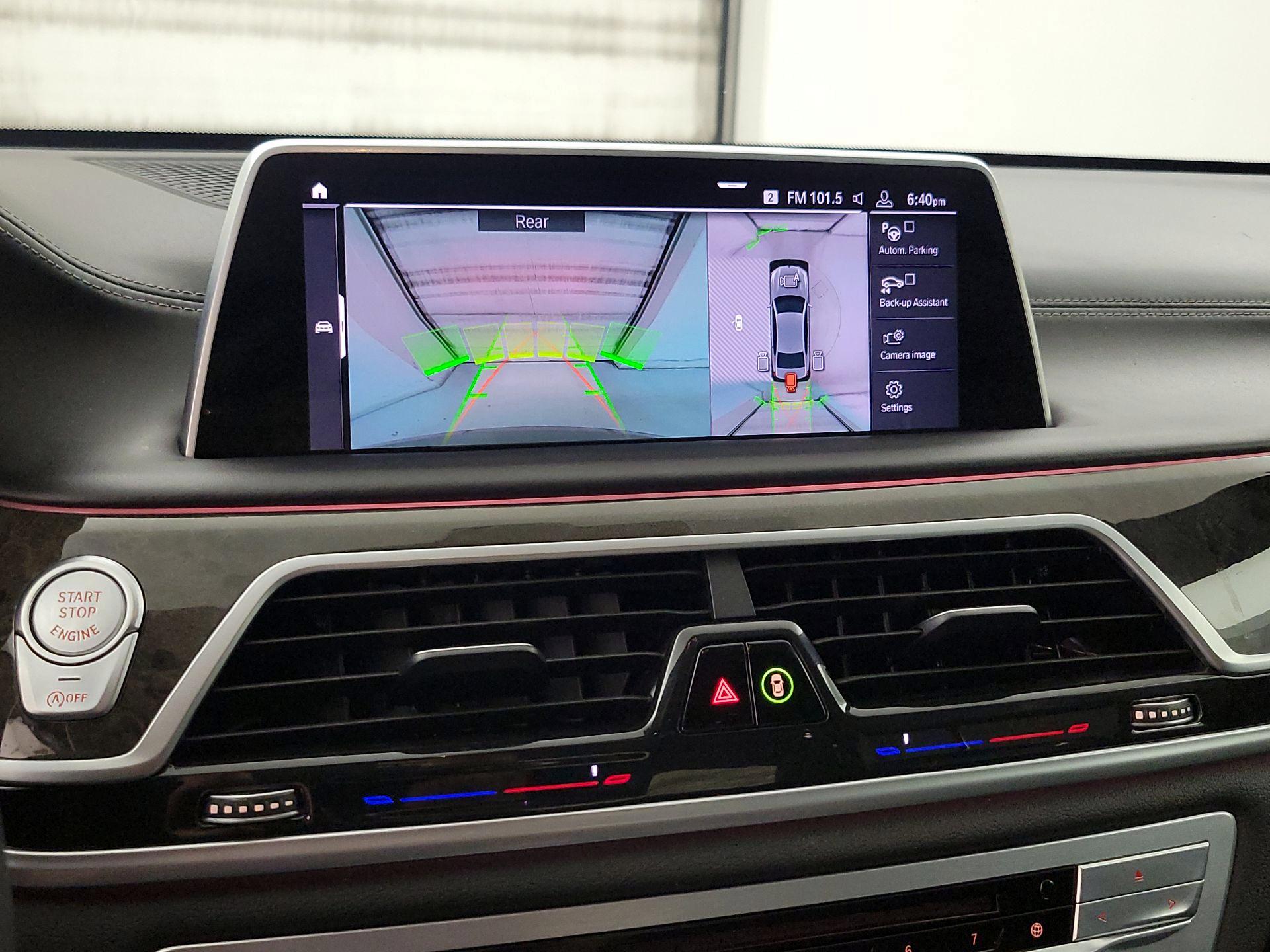 Thumbnail: 2020 BMW 7 Series - 15